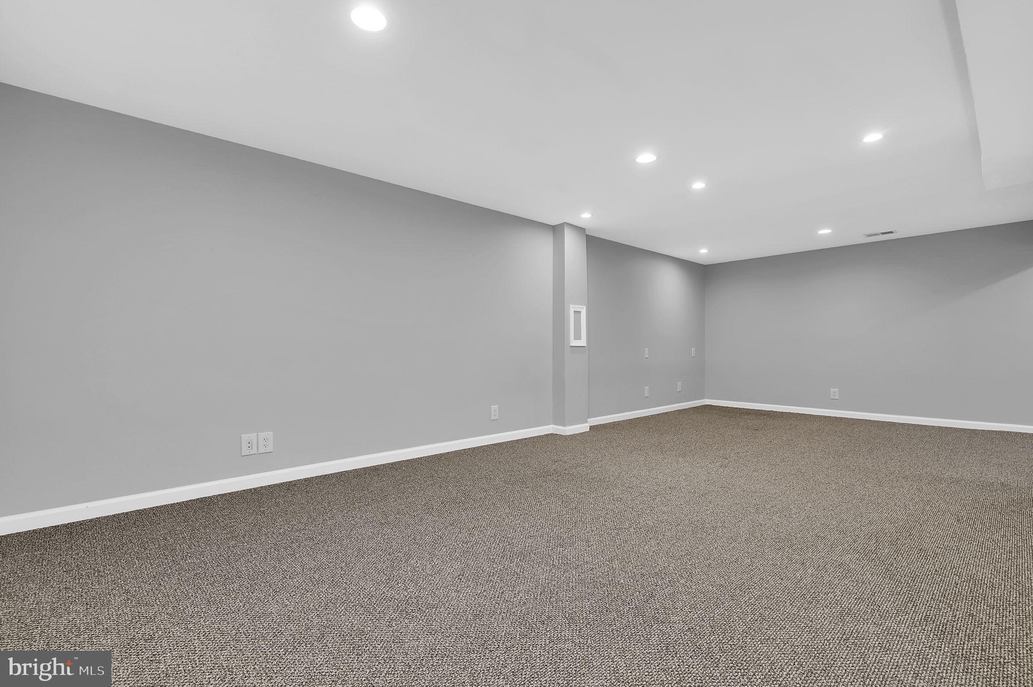 STEDWICK TOWNHOUSES - Residential