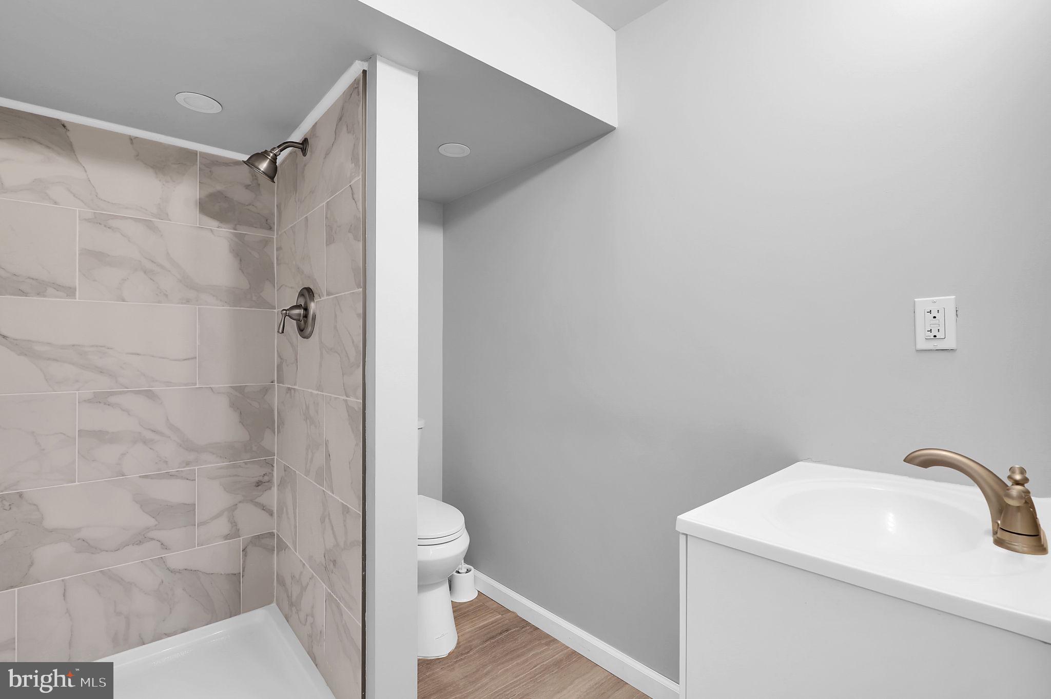 STEDWICK TOWNHOUSES - Residential