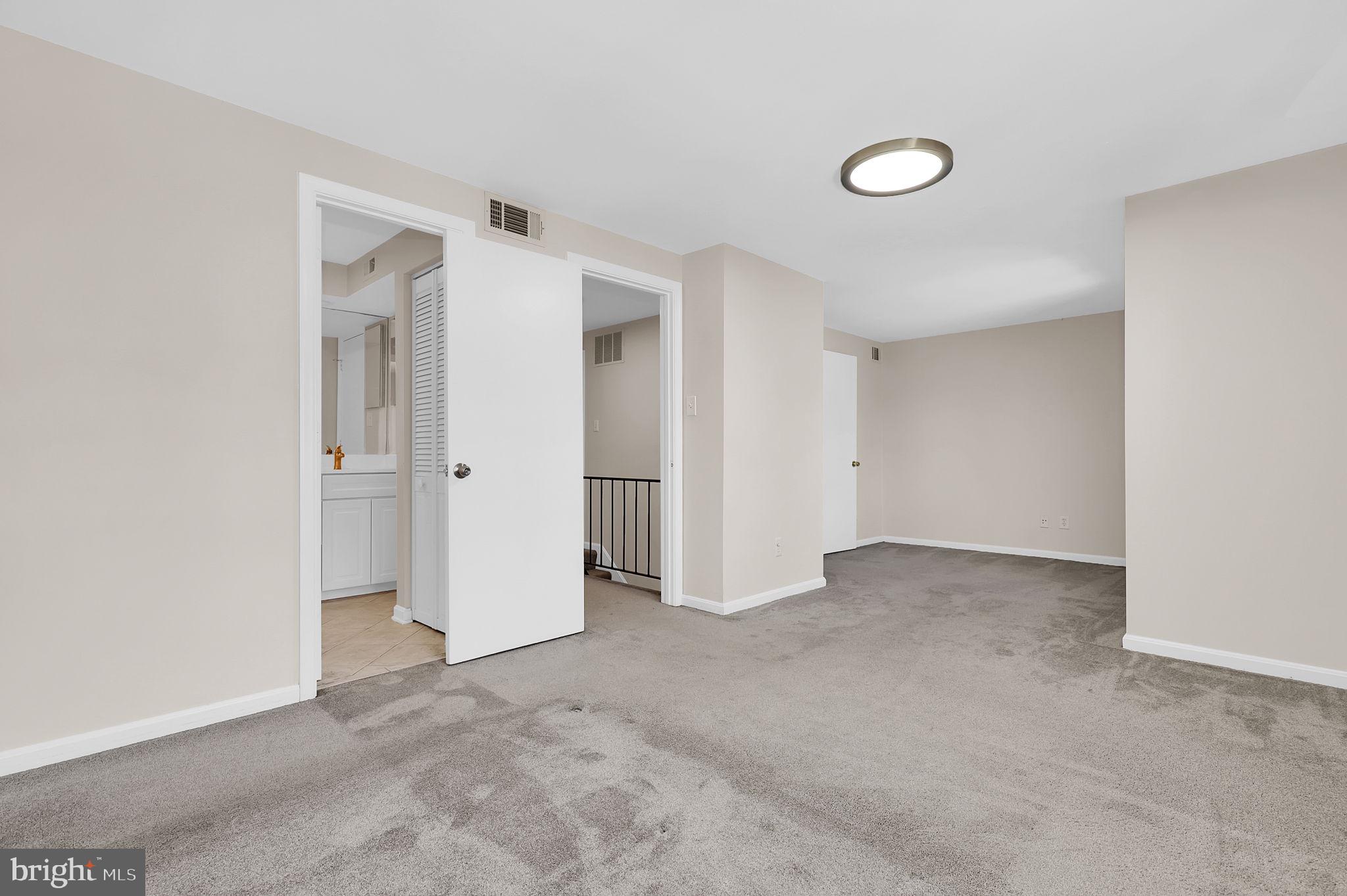 STEDWICK TOWNHOUSES - Residential