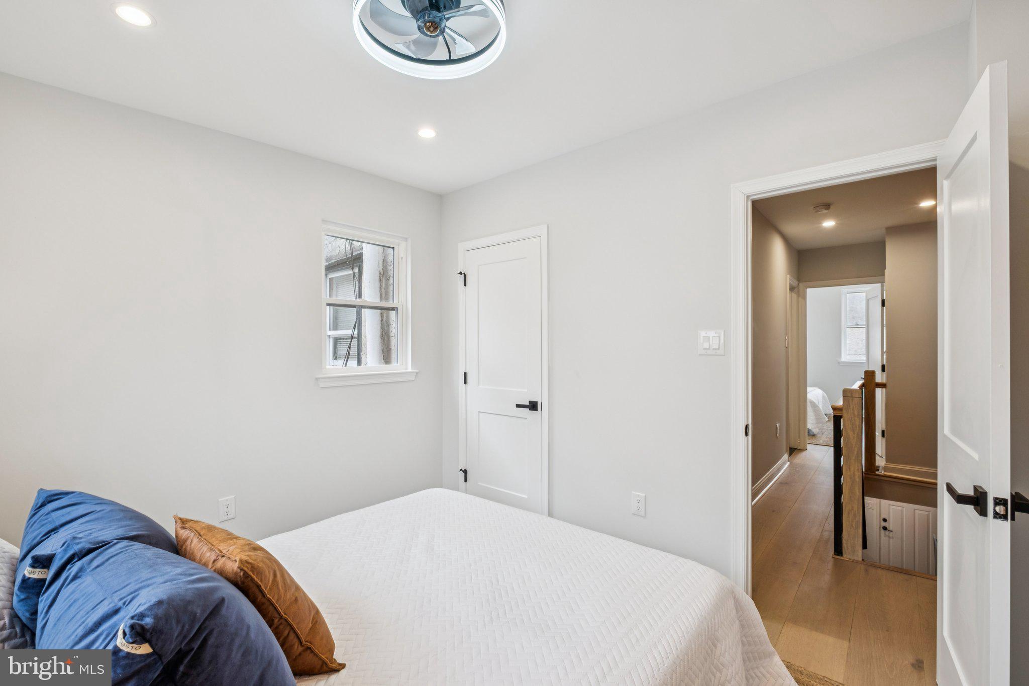 PASSYUNK SQUARE - Residential