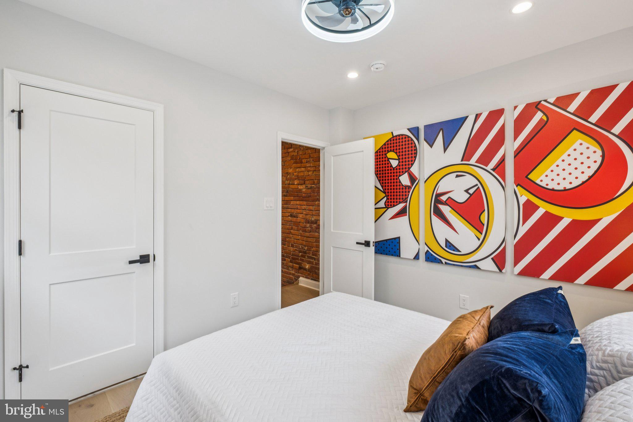 PASSYUNK SQUARE - Residential