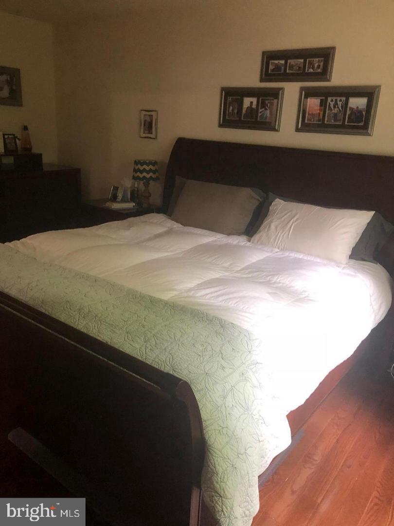 TYSONS WEST - Residential Lease