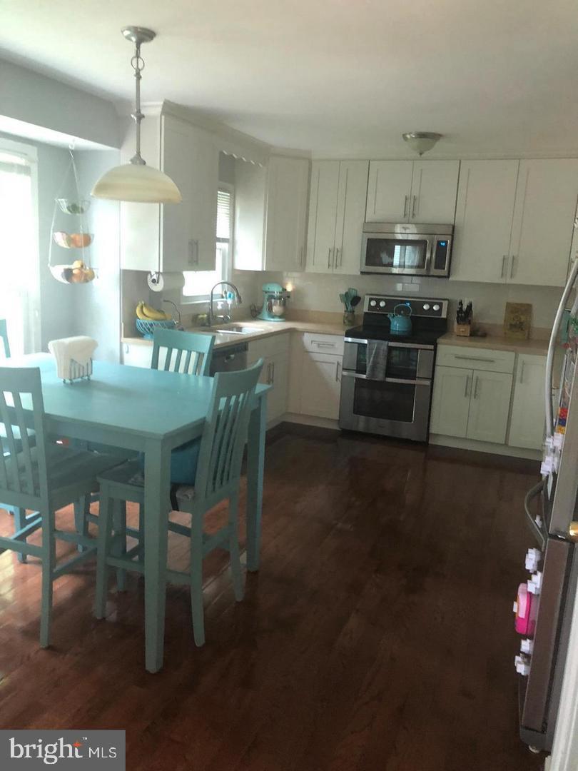 TYSONS WEST - Residential Lease