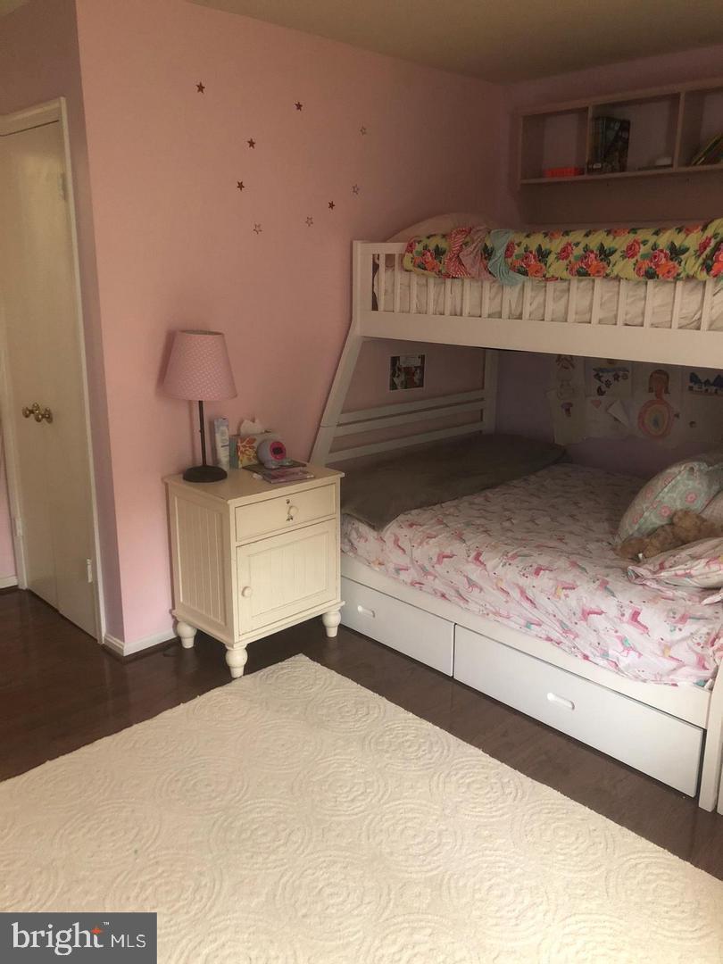 TYSONS WEST - Residential Lease