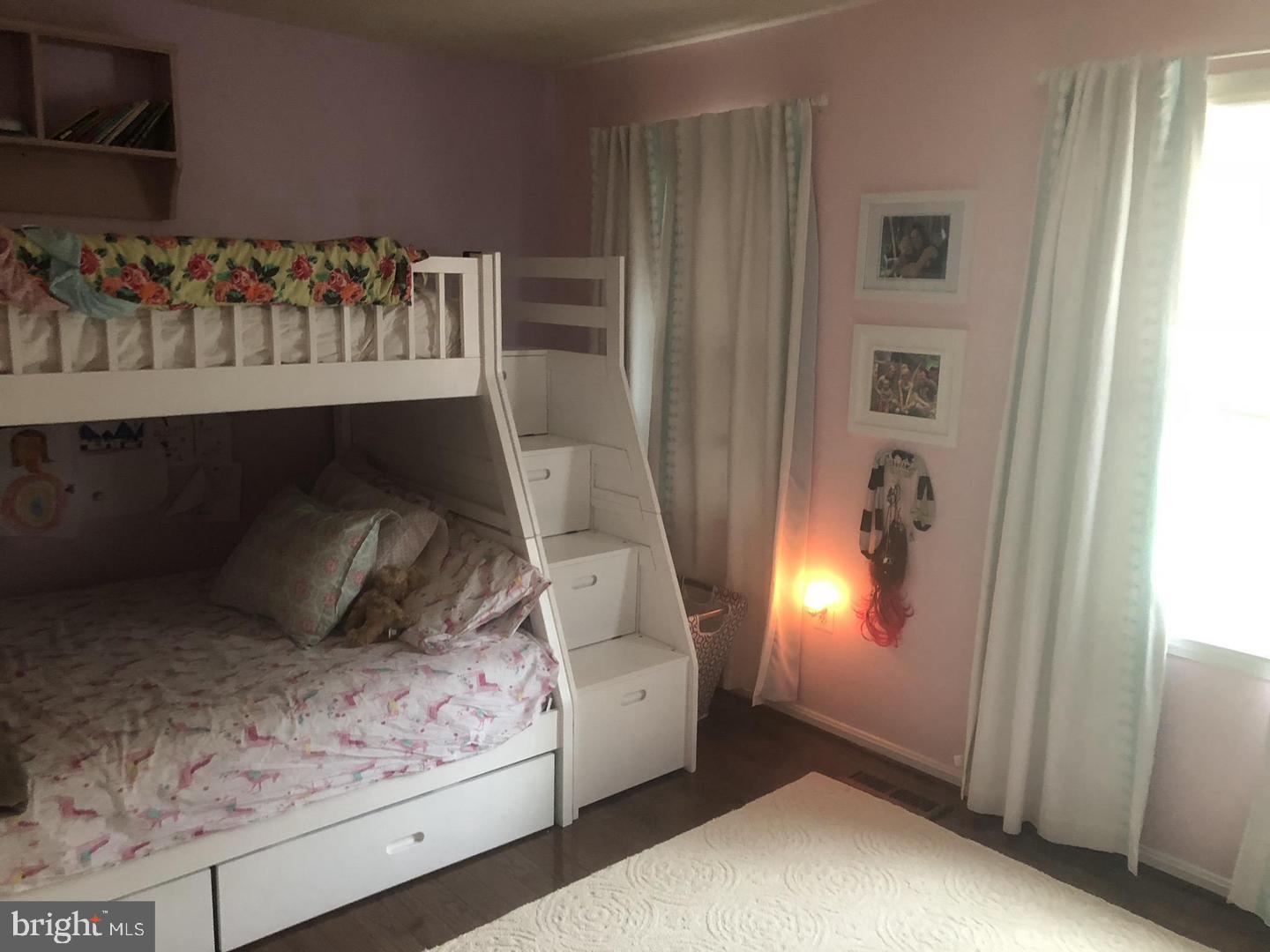 TYSONS WEST - Residential Lease