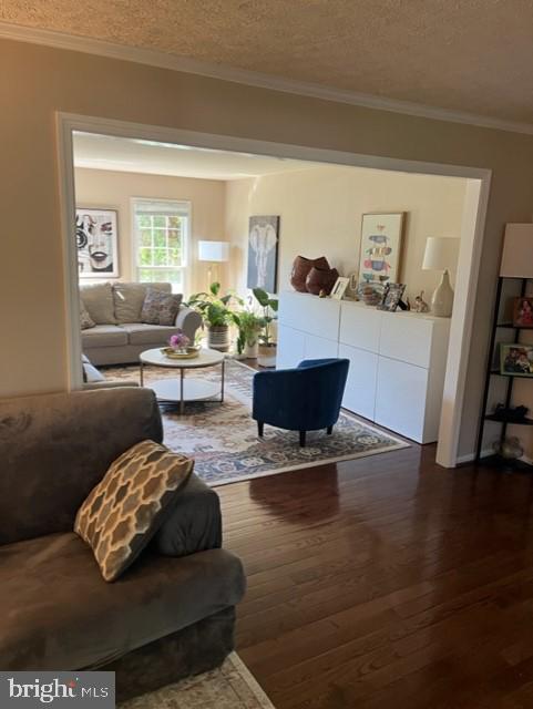 TYSONS WEST - Residential Lease