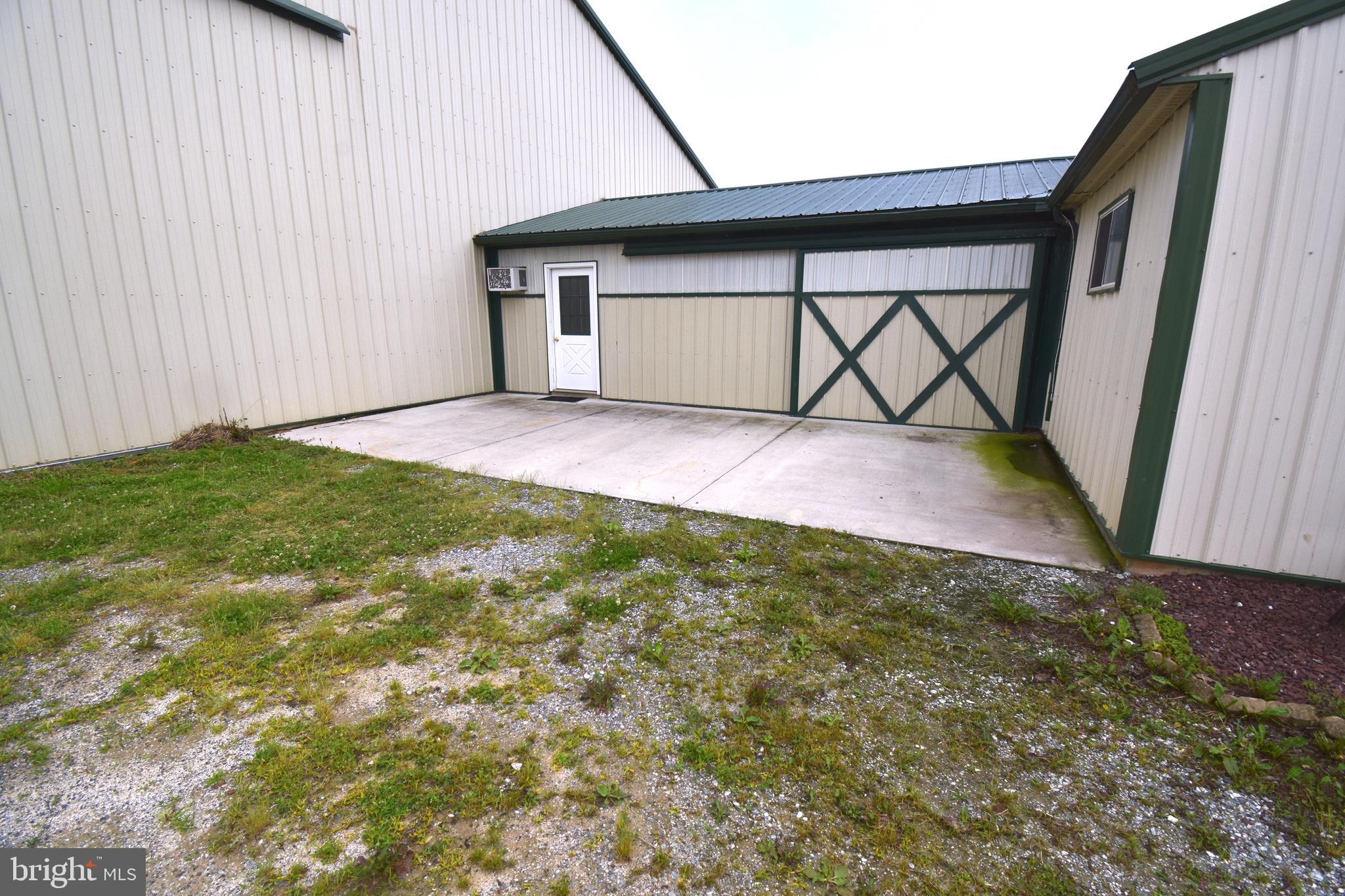 3875 BARK HILL ROAD