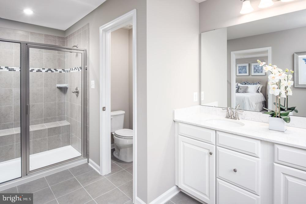 HANOVER POINTE - Residential