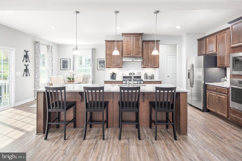 HANOVER POINTE - Residential