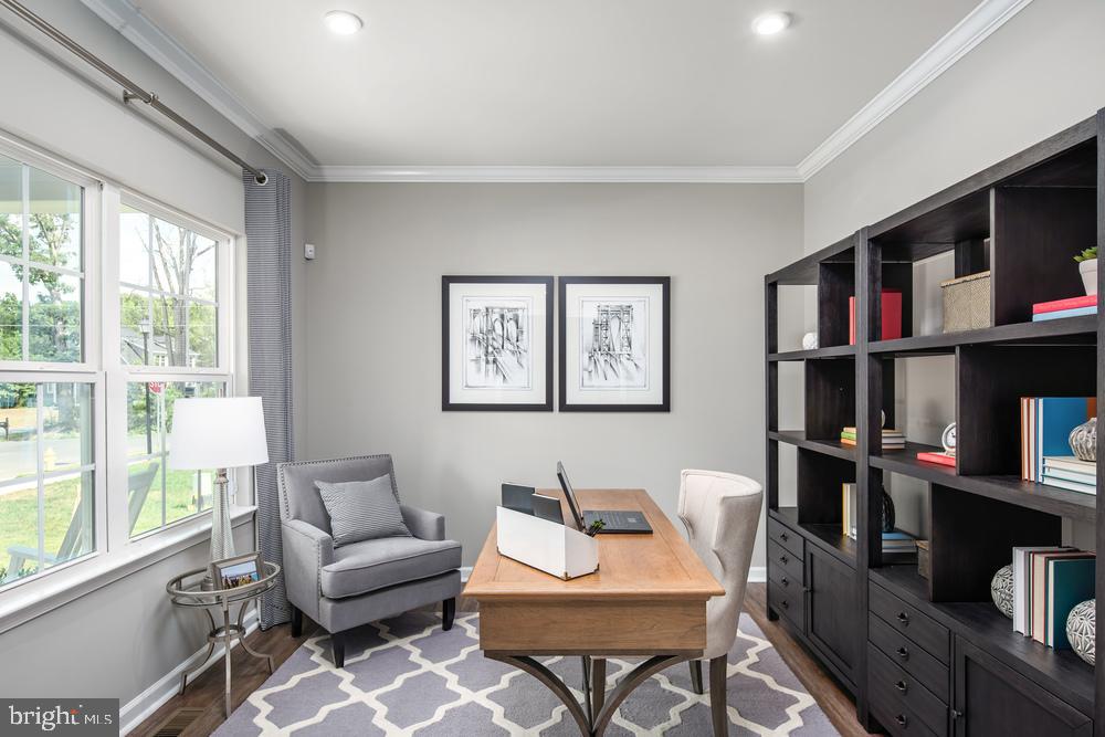 HANOVER POINTE - Residential