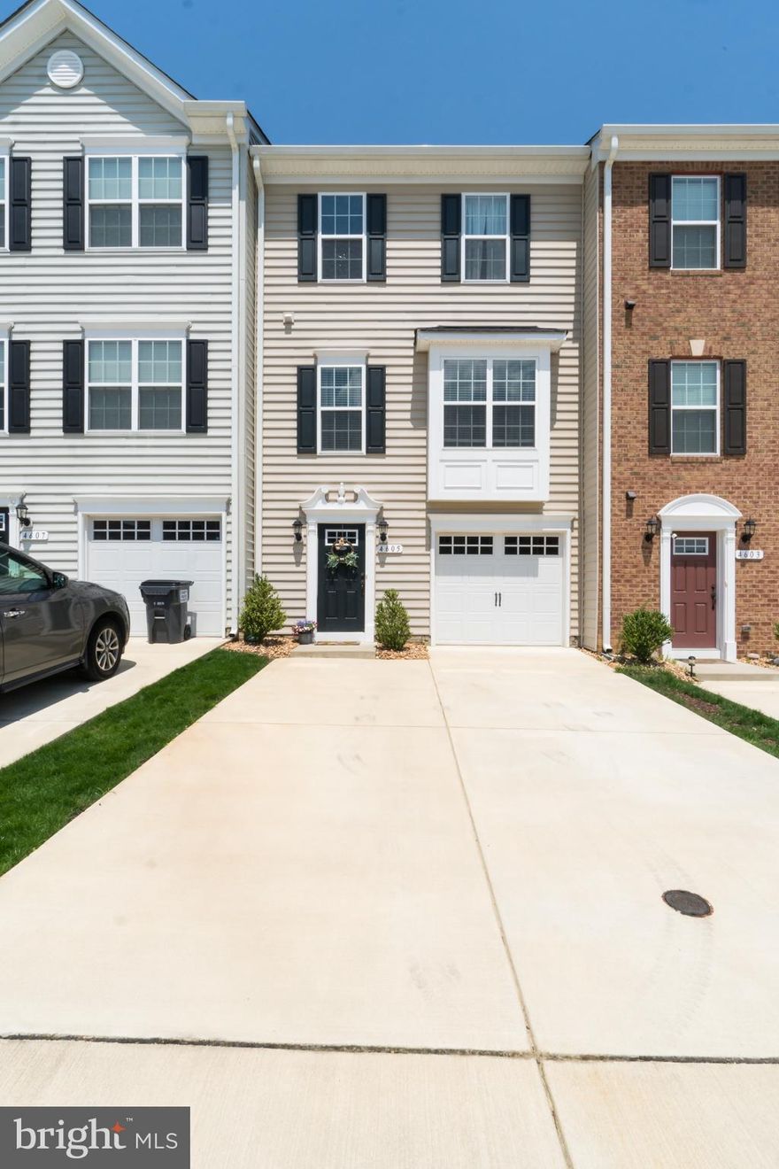 Be prepared to be Wowed by this home. This 3 year old, Lovely Well Maintained 4 Bedroom, 3.5 Bath Townhome Showcases Brilliant Natural Light Through-out. Enjoy Your Morning Coffee Relaxing on Your Deck Overlooking Mother nature at it best and her lovely Trees. (You ll feel like you re in a Treehouse). The Open Floor Plan Boasts a Kitchen with Stainless Appliances, 3 ft x 8 ft island, Granite Counters, Backsplash, Gas Cooking, Pendant Lights, Island, Pantry and 42 inch white craftsman style Cabinets. There is a Spacious Dining Area off the Kitchen which Features Sliding Doors to the Composite Maintenance free Deck for Easy Access to Outdoor Entertaining or Grilling. The Living Room has Added Built-ins, Hardwood Floors and Plenty of Space for Furnishings. Head to the Upper Level and Delight yourself in The Master Bedroom Ensuite with Lovely wood Views, Spacious Walk-in Closet, and Attached Bath with double vanity and a private water closet. You will Love the Convenient Upper Level Laundry w/ Washer and Dryer that Conveys. The Finished Lower Level has an Amazing Recreation Room or Fourth Bedroom and Attached Private Bath with a double vanity and private water closet! This Multifunctional Room is Great for Relaxing, Exercising, Gaming or Crafts. Walk-out and Enjoy the Wonderful Outdoor Living Space with its wooded Views. The Private Backyard is fully Fenced. This house features a one car garage with plenty of room for two cars to park right in front of your future home. There is also plenty of Visitor Parking too! Conveniently located within minutes to I-95, and Close to downtown Fredericksburg, Two VRE Stations, Tons of Restaurants, Shopping, Hospitals and Medical offices. You Can Walk to Dining and Shopping. Enjoy a Walk or Jog around the Trail that Surrounds the Water! This is a Unique Opportunity to Own a lovely Home in a quiet private part of the community that Shows Like a Model!