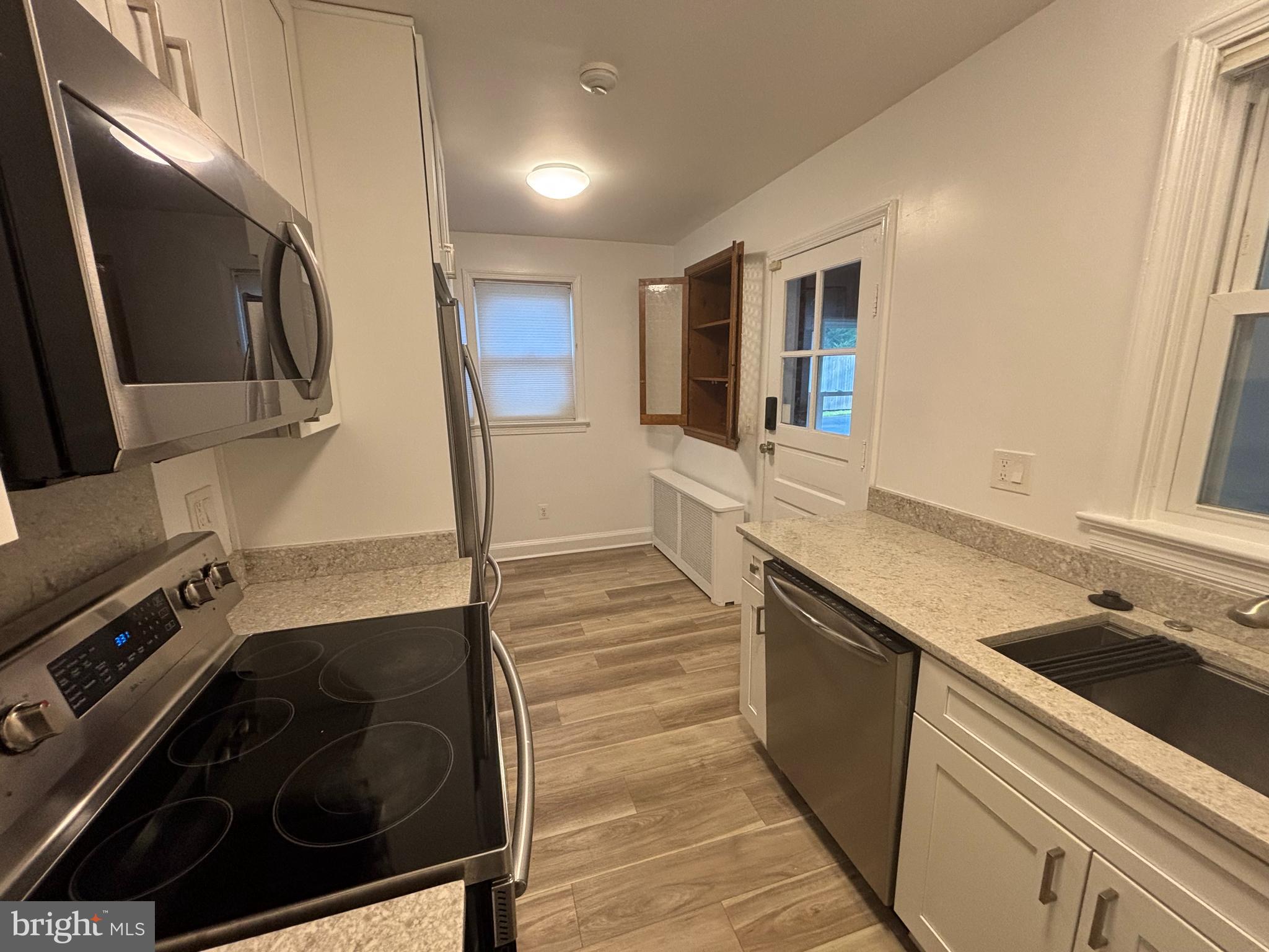 FORESTVILLE - Residential