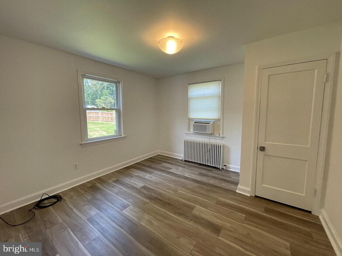 FORESTVILLE - Residential