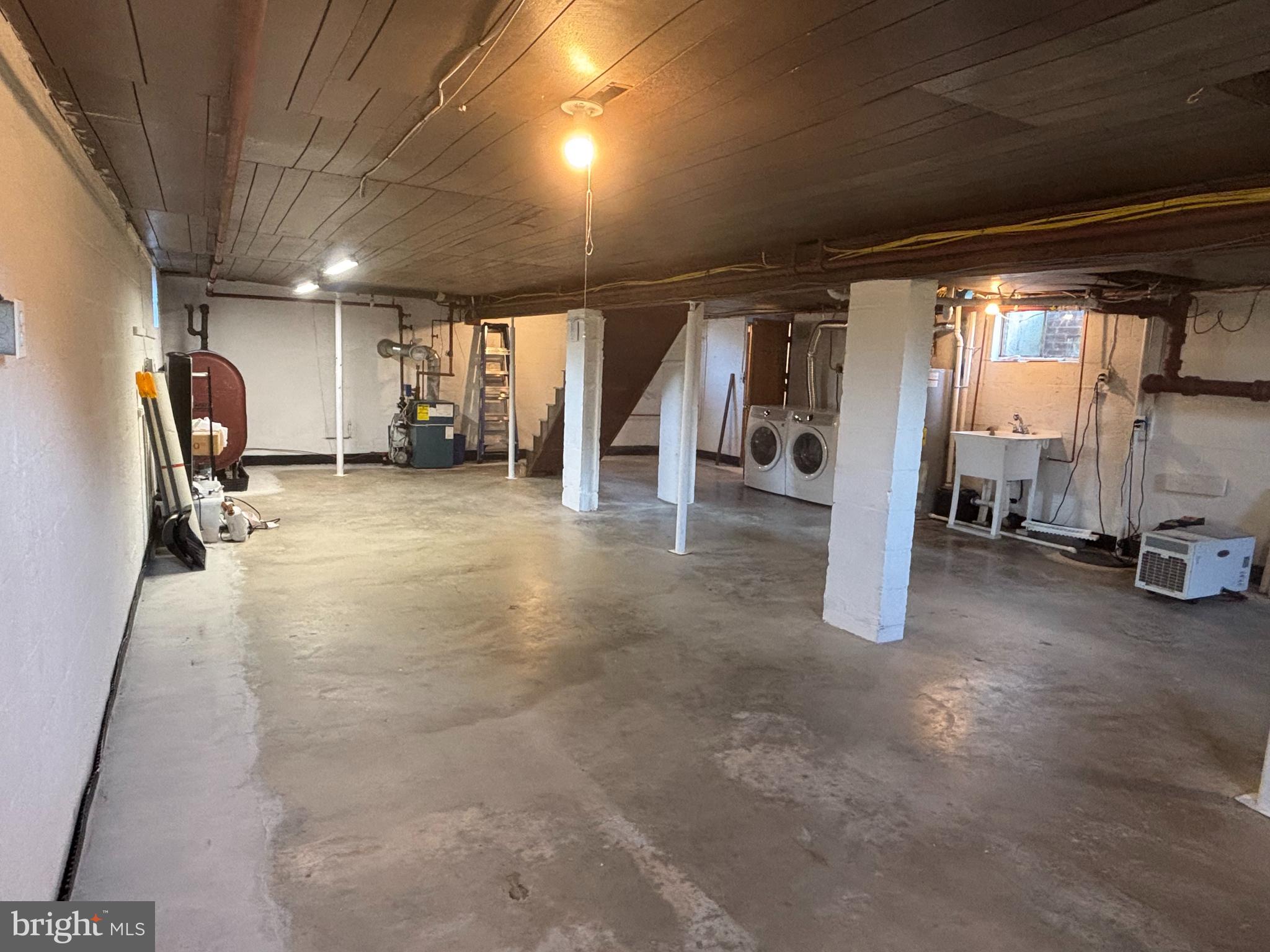 FORESTVILLE - Residential