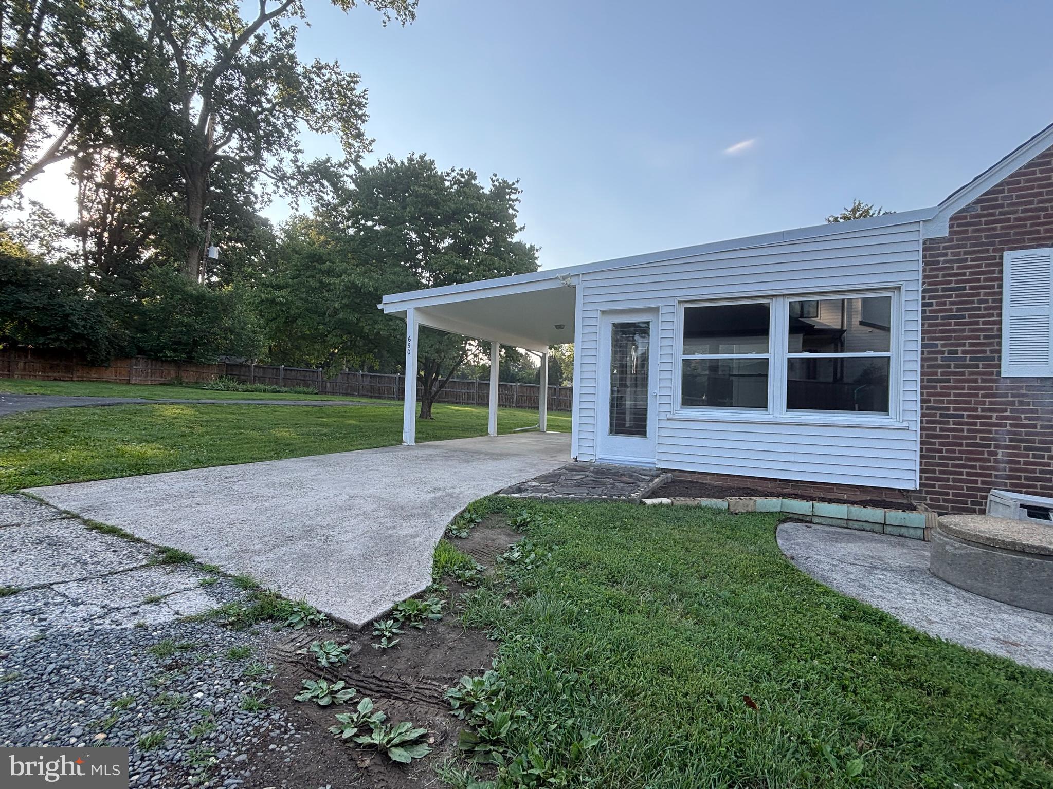 FORESTVILLE - Residential