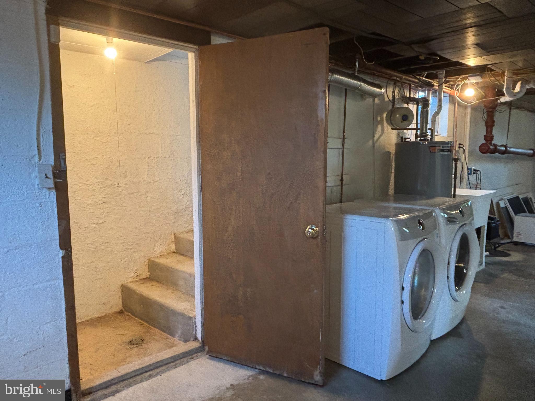 FORESTVILLE - Residential