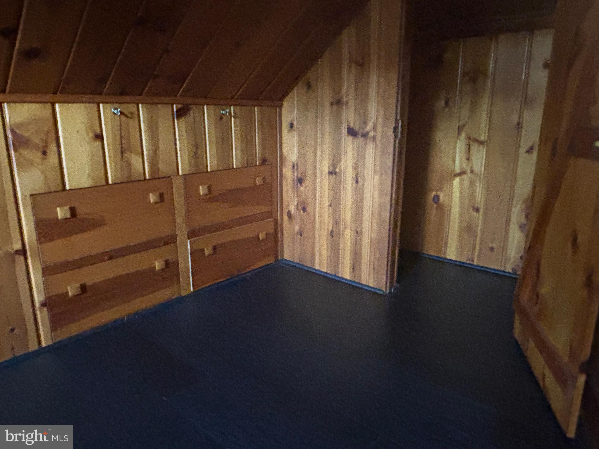 FORESTVILLE - Residential