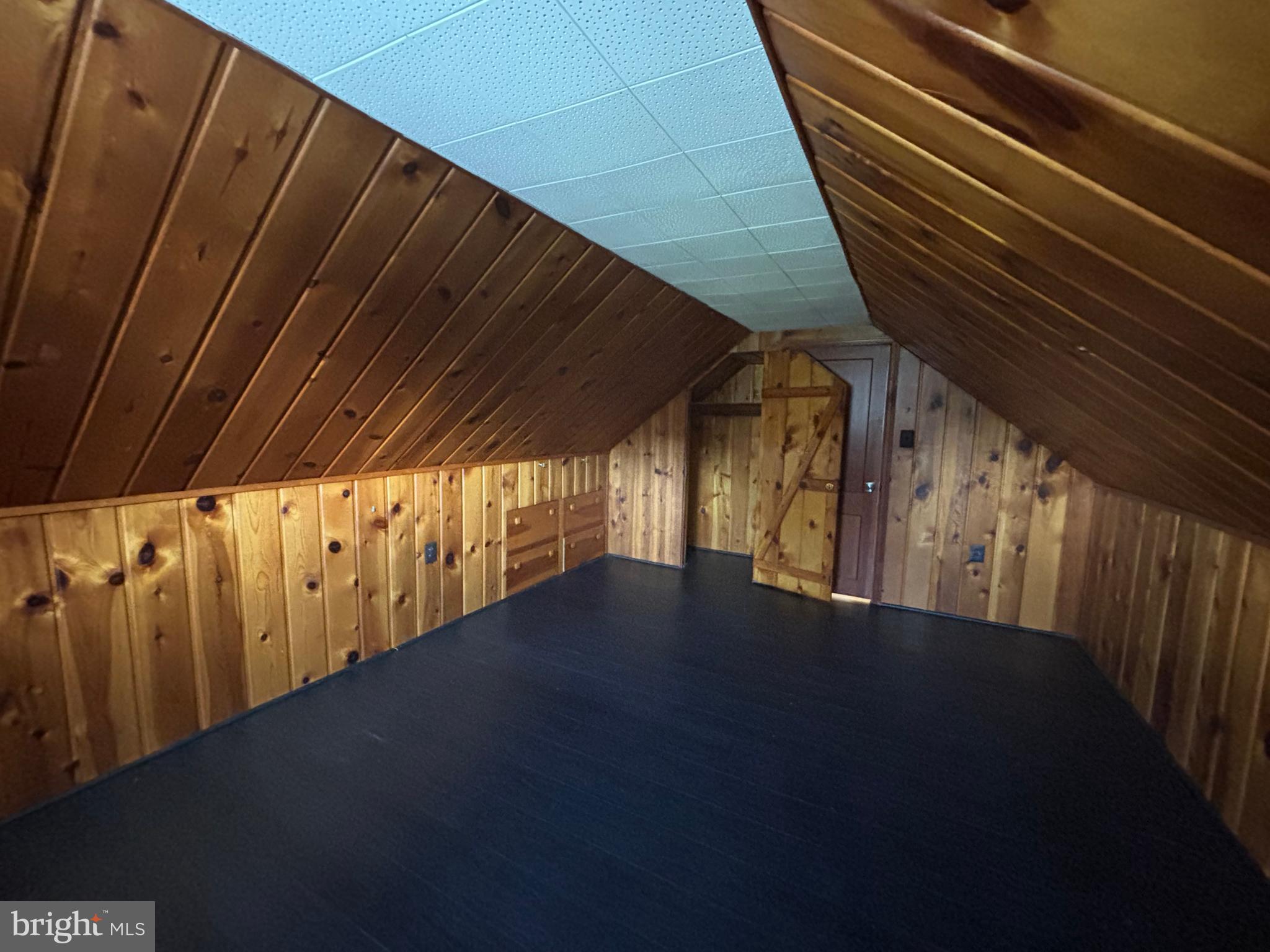 FORESTVILLE - Residential