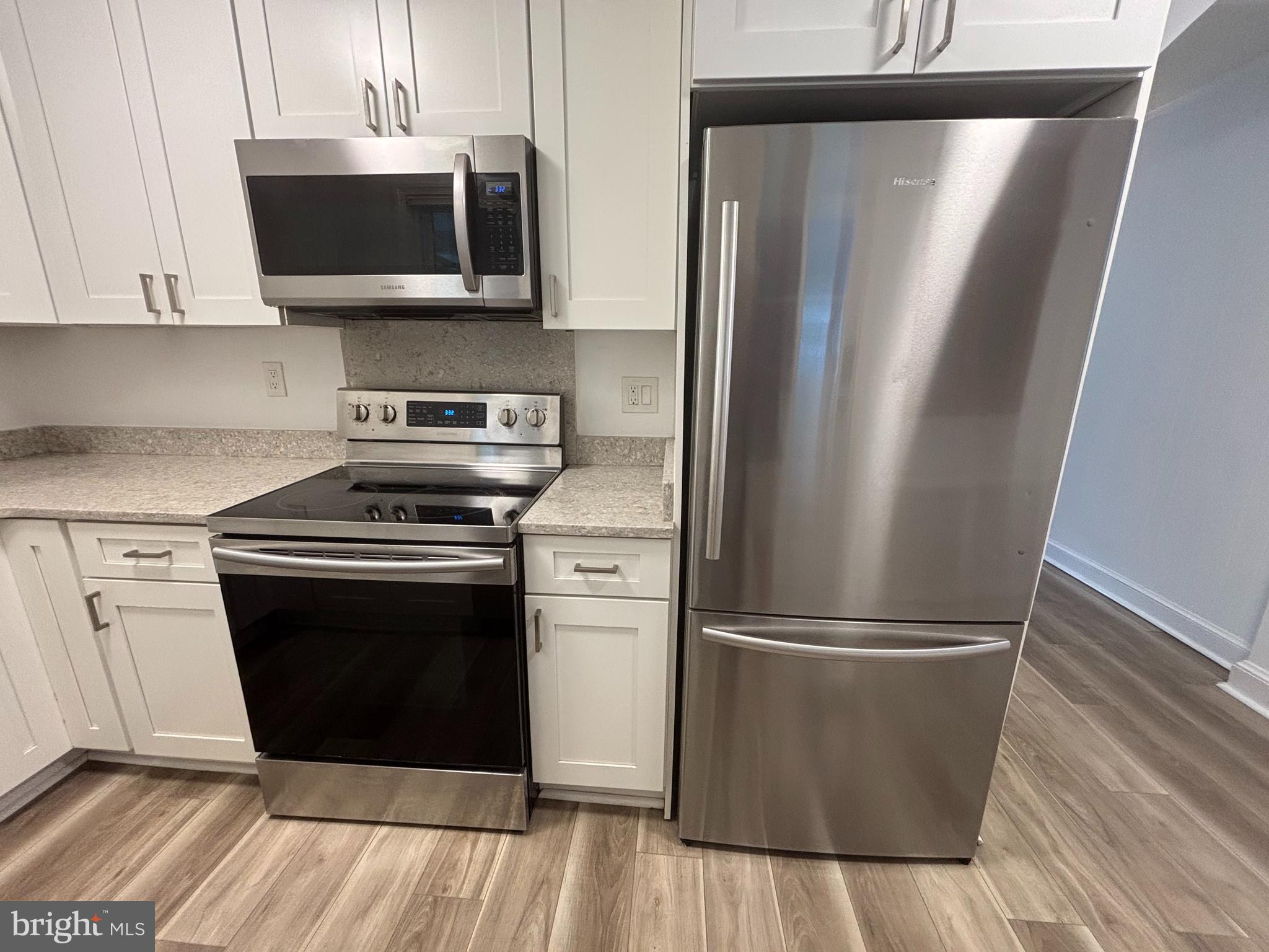 FORESTVILLE - Residential