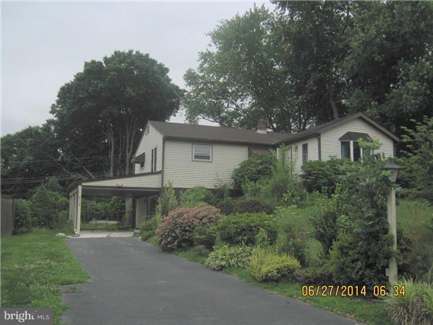 This Ranch detached home has a lot of potential, first floor has living room, dinning room, eat in kitchen, master bedroom, 3 pc hall bathroom, two additional bedrooms, lower level has finished rec room, separate laundry and utility room, rear yard has an in-ground pool, deck, patio and screened in portion of rear deck.  Property is being sold in as is condition and buyer is responsible for cost of any township needed certifications.