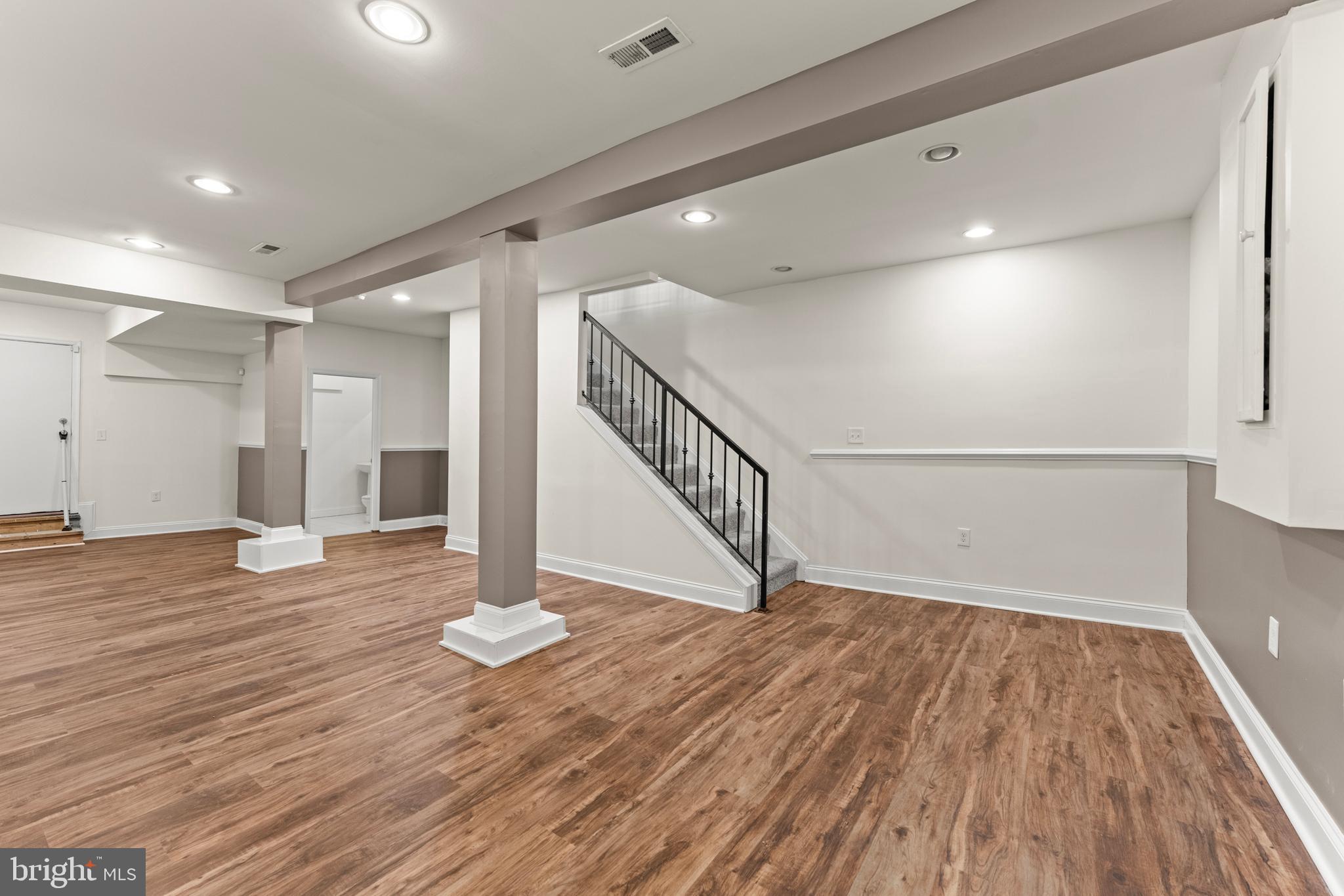 PARK CIRCLE - Residential Lease