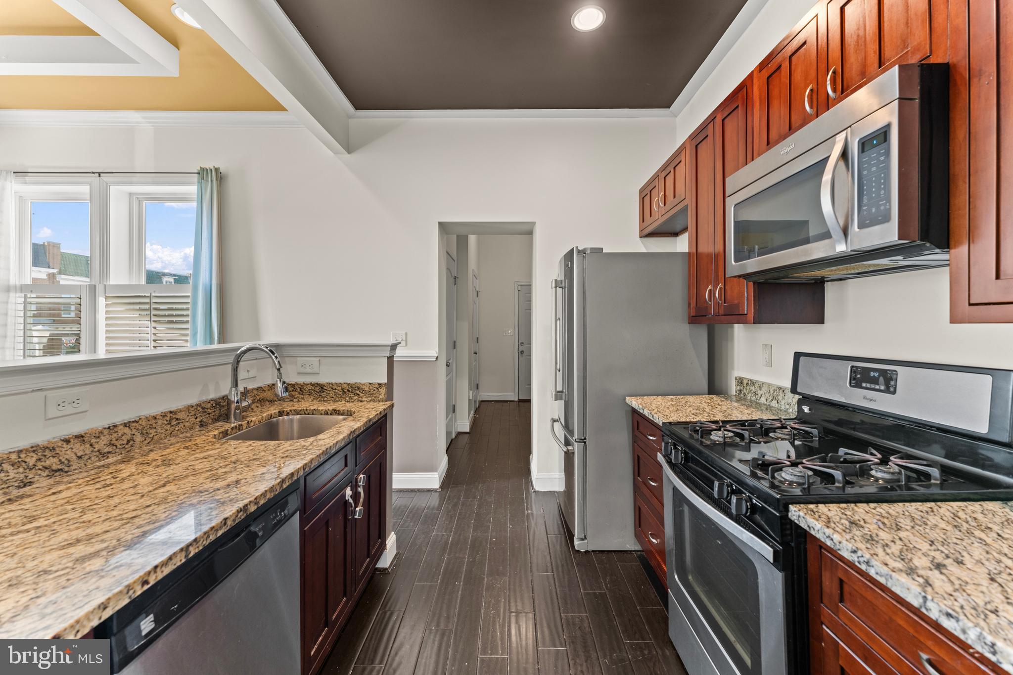 PARK CIRCLE - Residential Lease