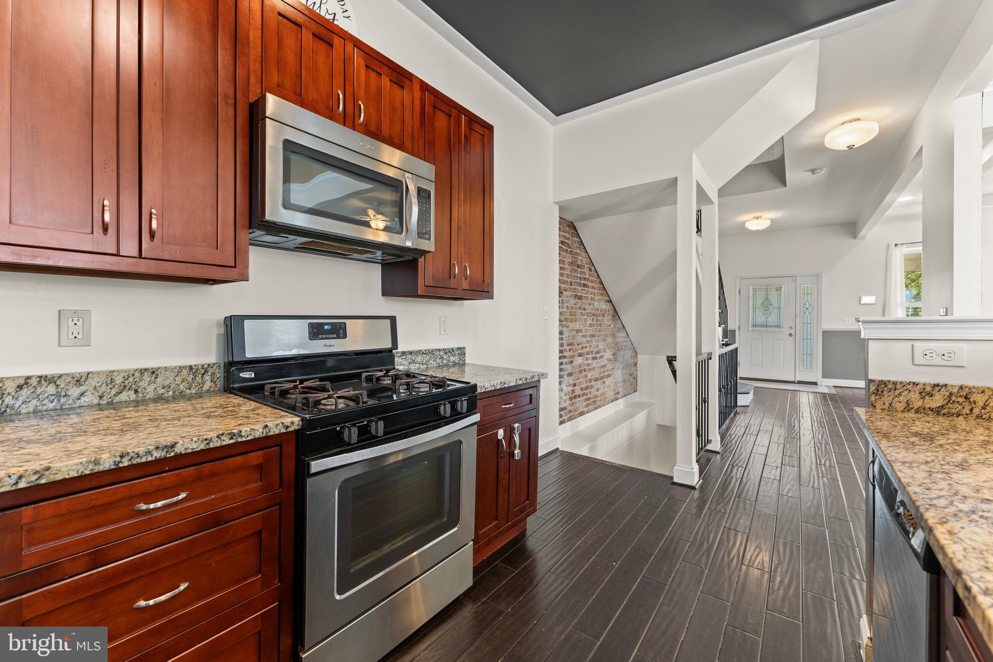 PARK CIRCLE - Residential Lease