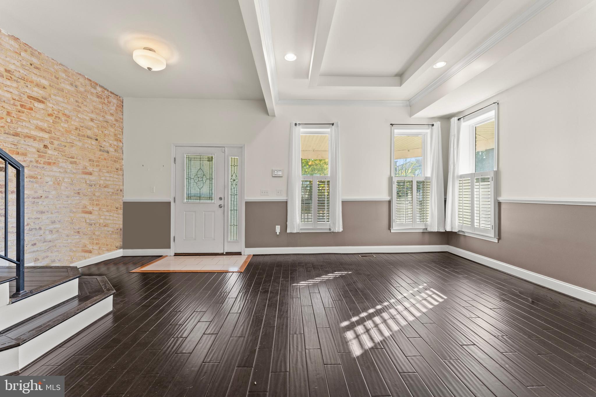 PARK CIRCLE - Residential Lease