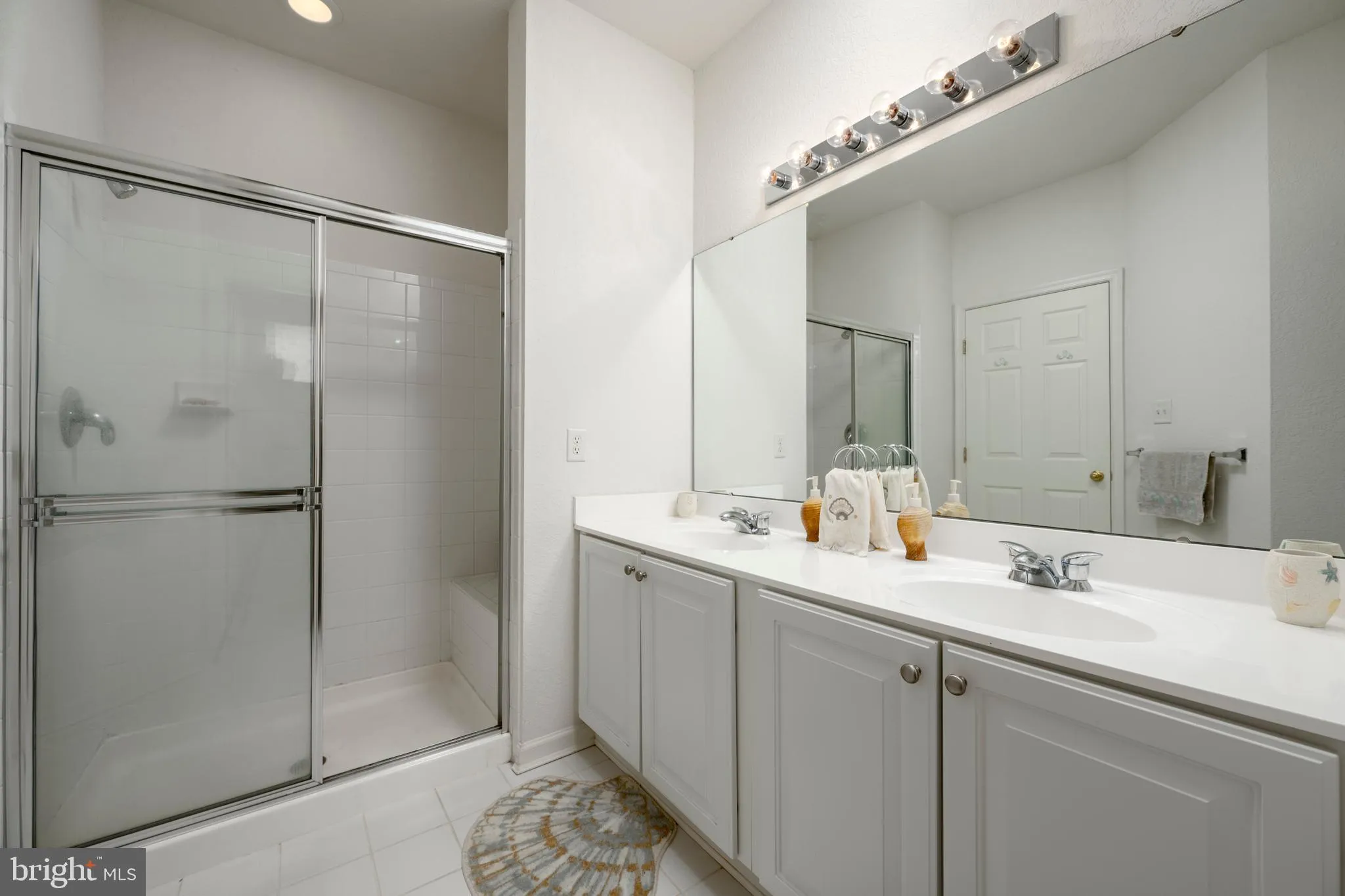 Ocean View, Delaware 19970, United States, 3 Bedrooms Bedrooms, ,3 BathroomsBathrooms,Residential,Active,15220