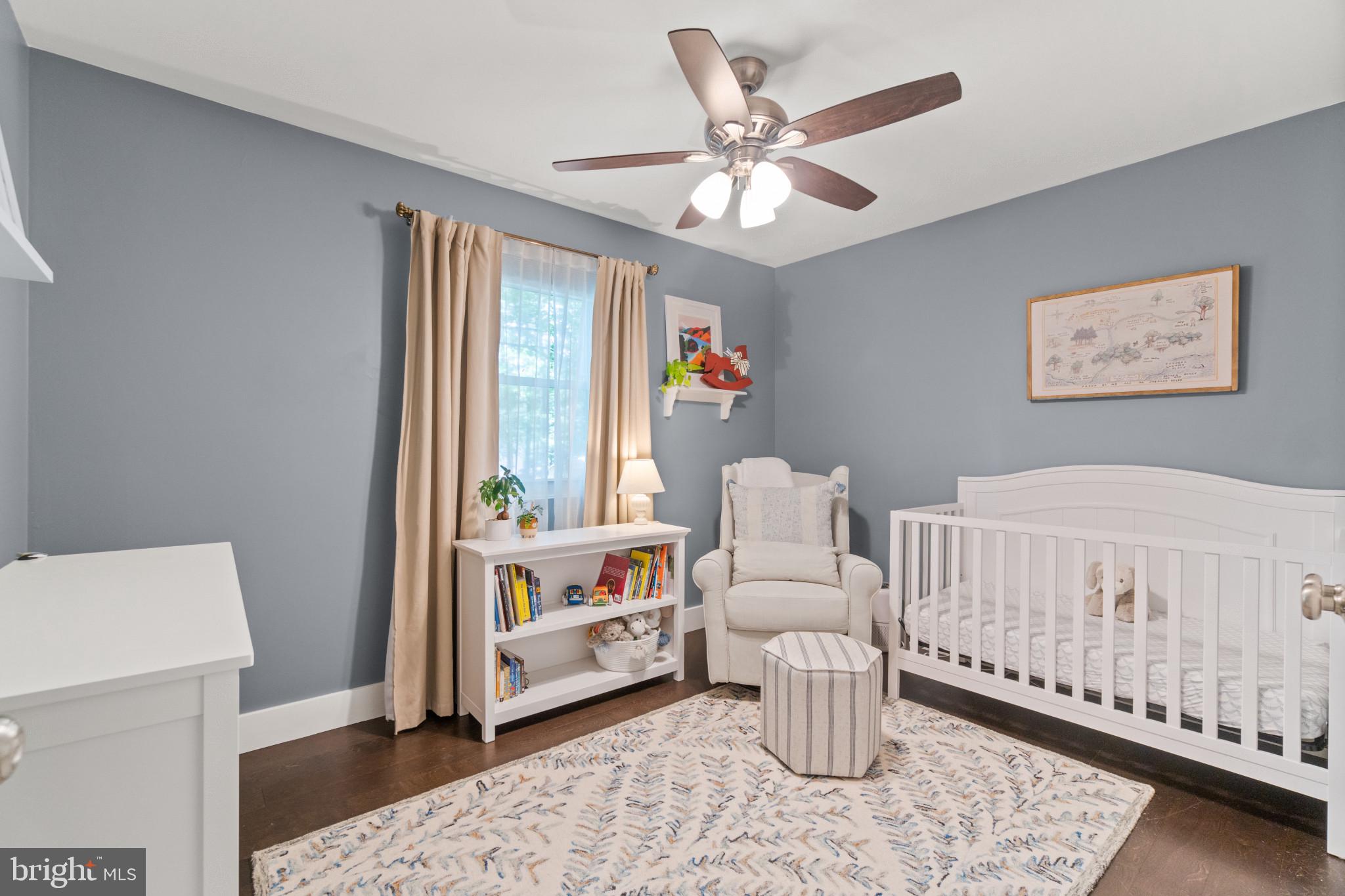 WALNUT LAKE - Residential