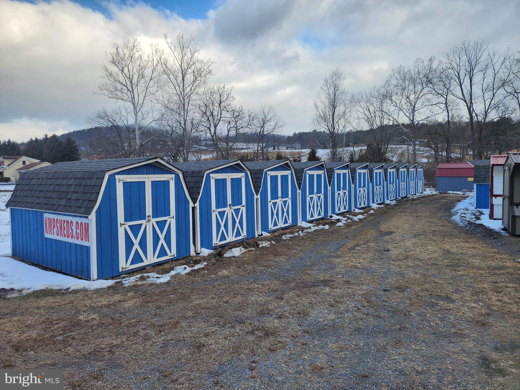 8947 FRANKFORT HIGHWAY