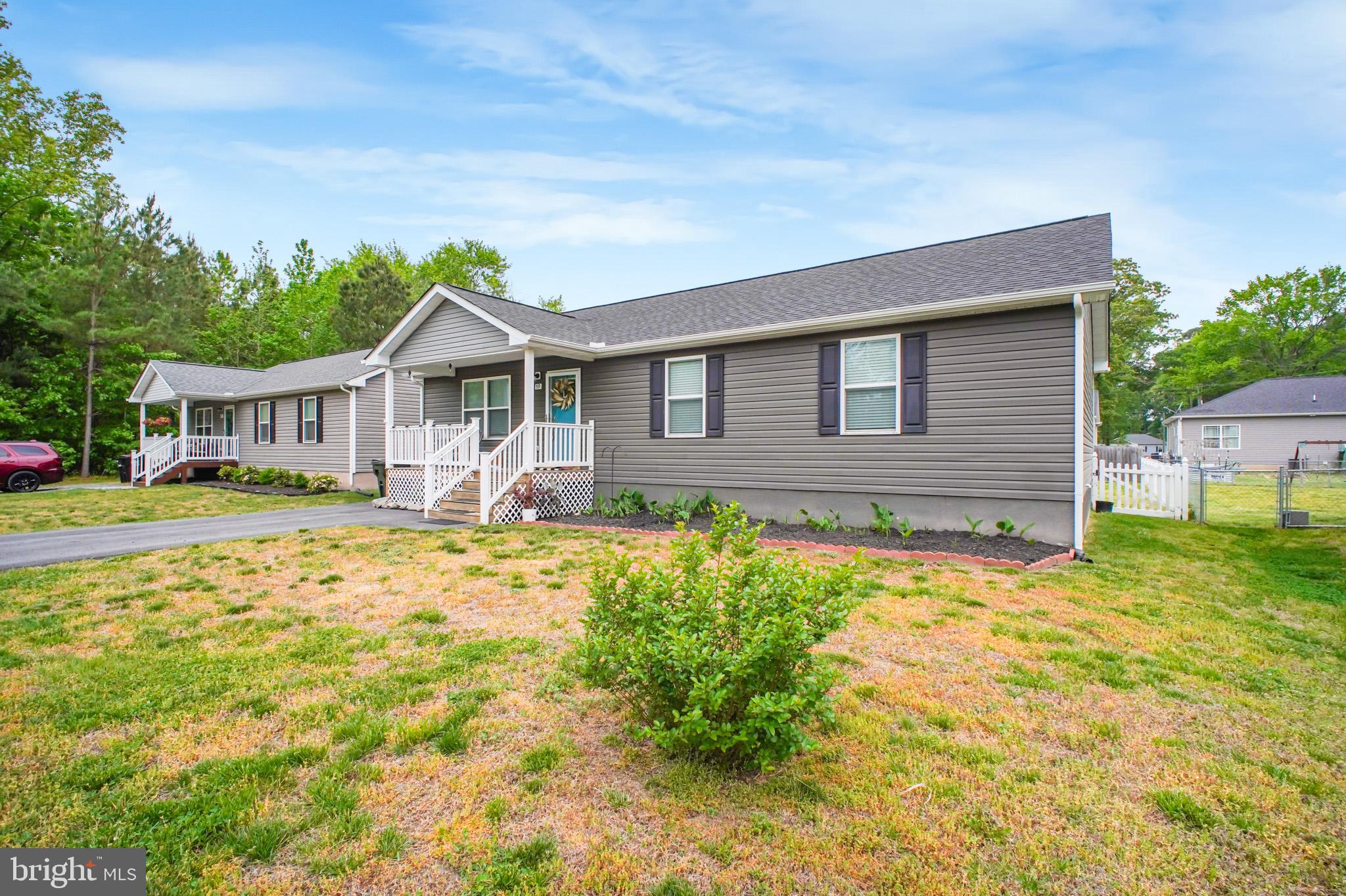59 RUSTIC LANE