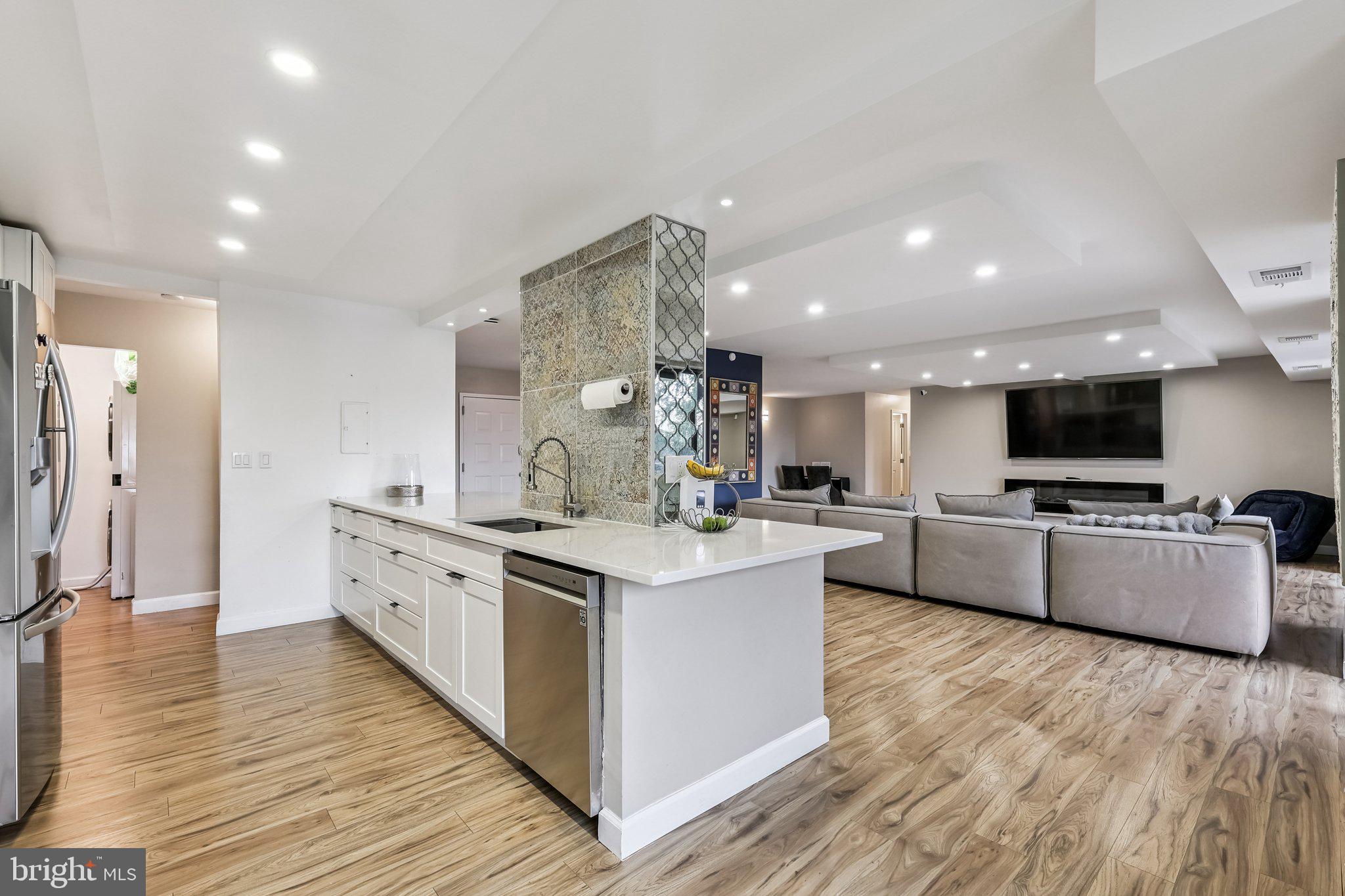 ROTONDA - Residential