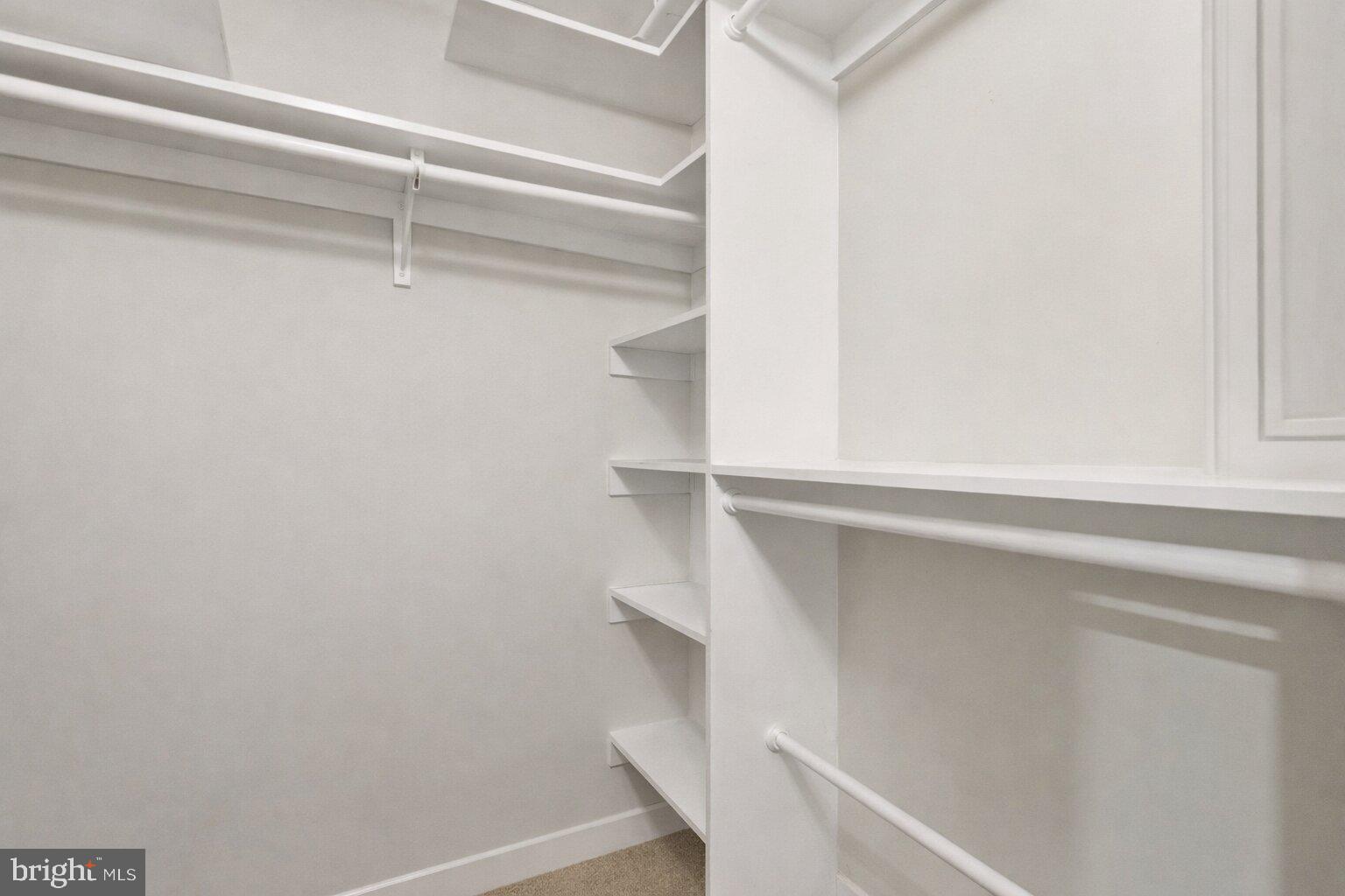 ROTONDA - Residential