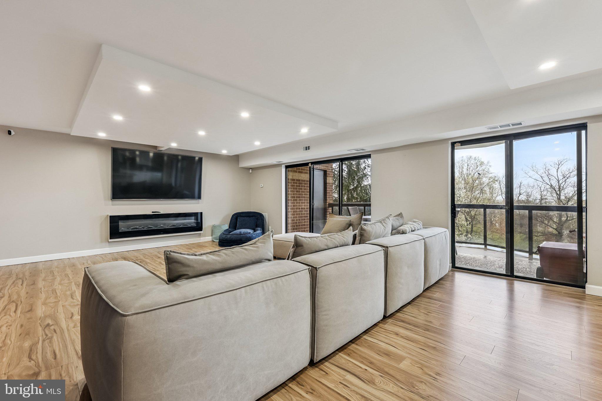 ROTONDA - Residential