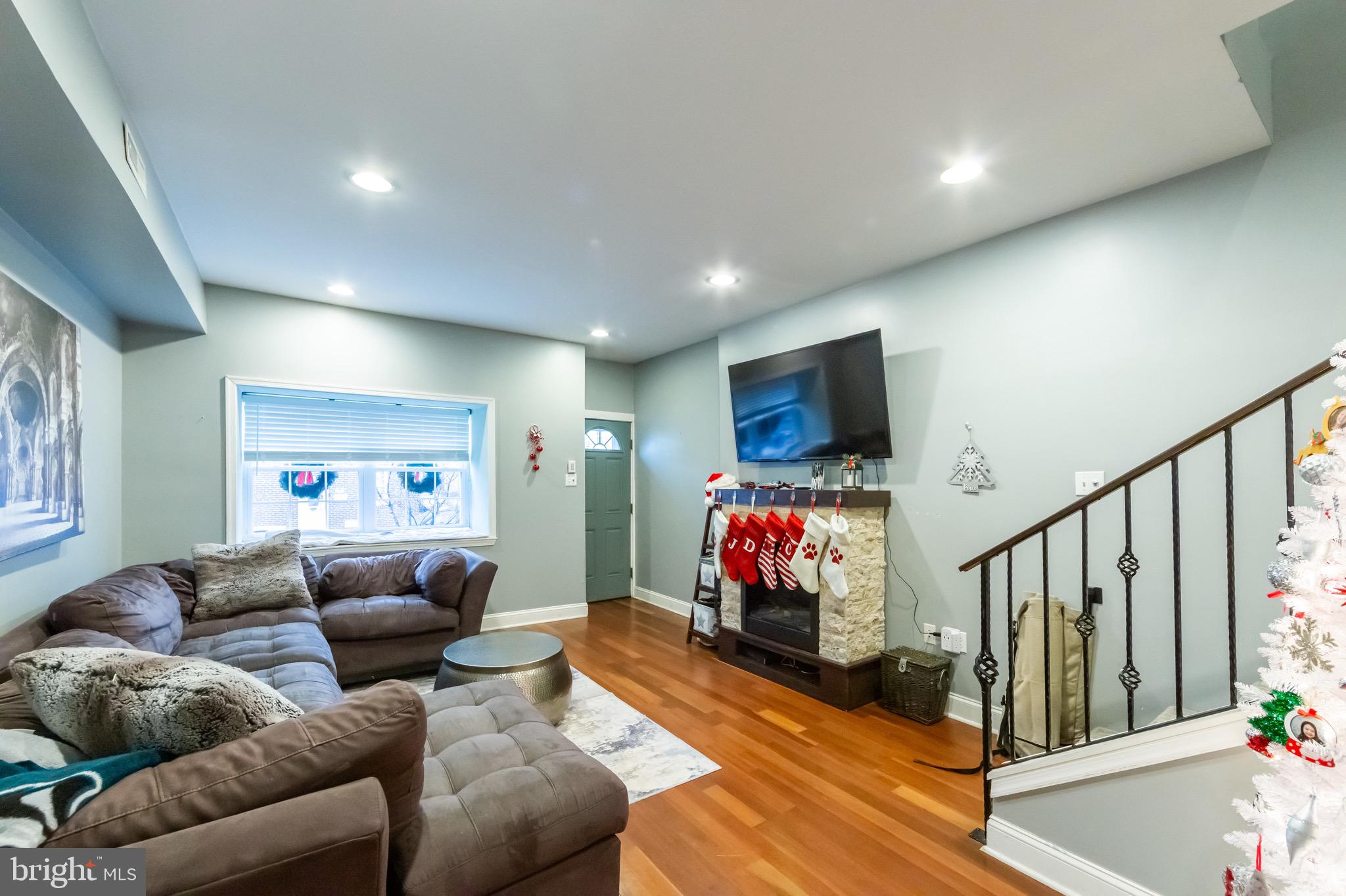 WHITMAN - Residential