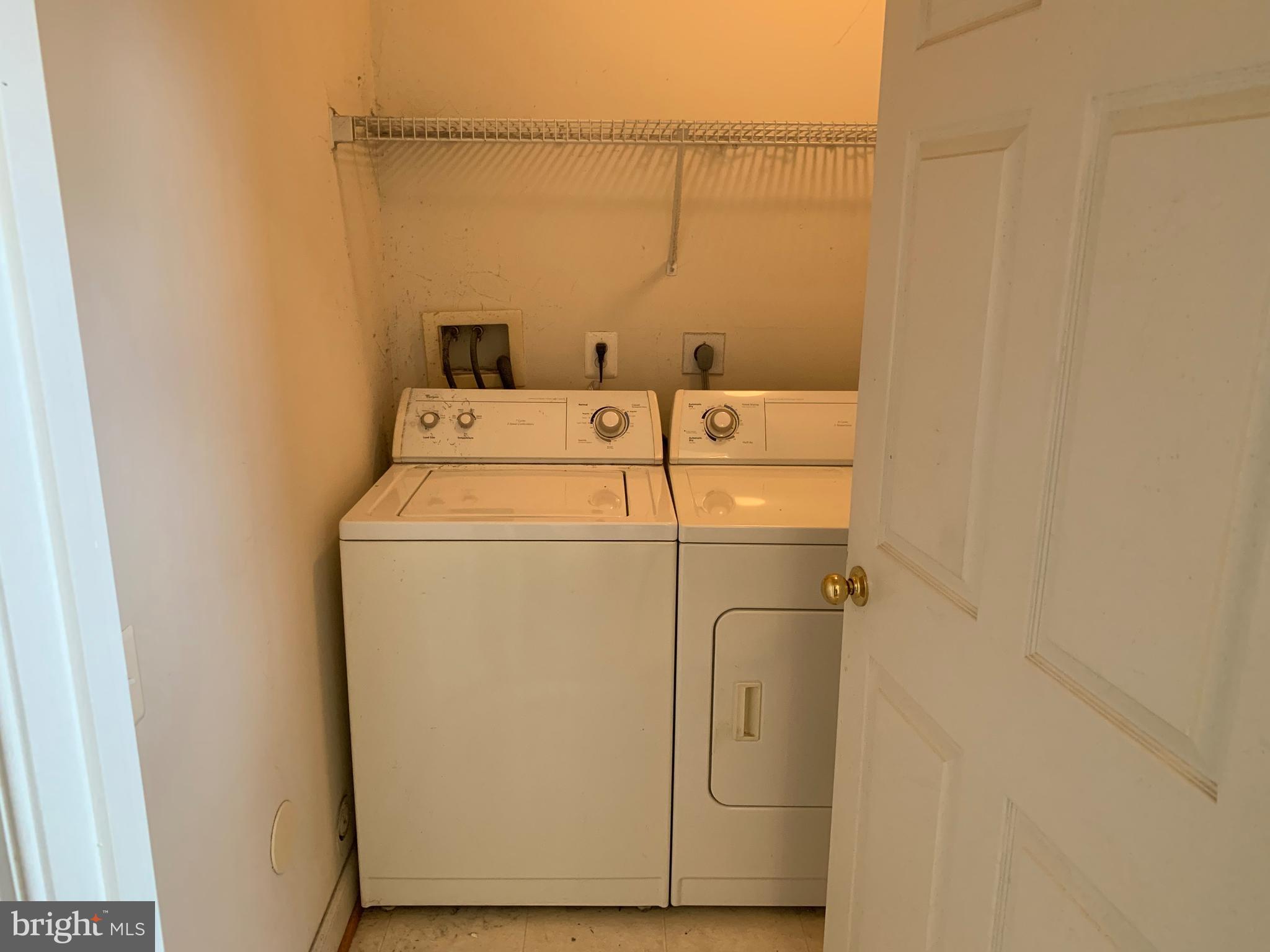 PINEY ORCHARD - Residential