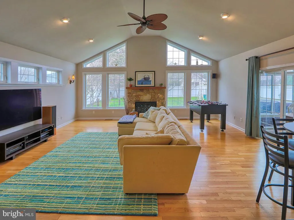 Lewes, Delaware 19958, United States, 4 Bedrooms Bedrooms, ,3 BathroomsBathrooms,Residential,Contingent,104429