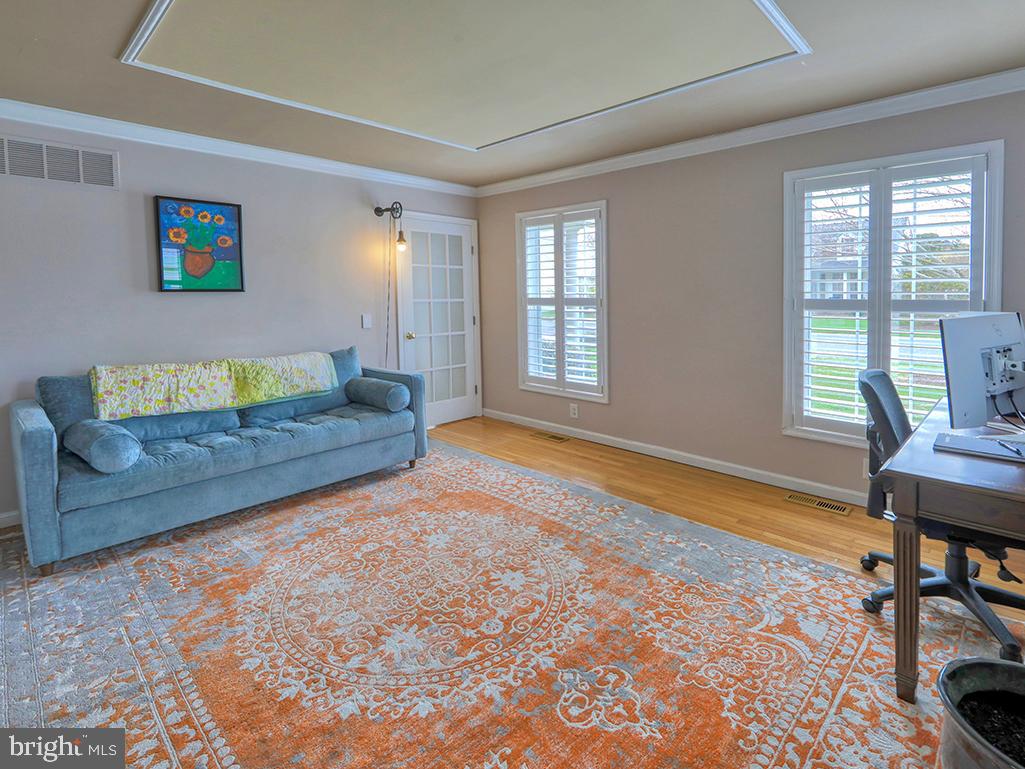 PILOTTOWN VILLAGE - Residential