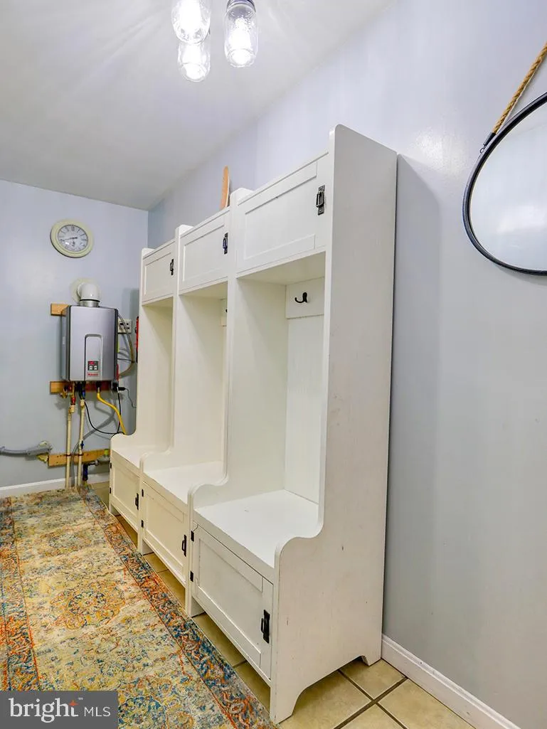 Lewes, Delaware 19958, United States, 4 Bedrooms Bedrooms, ,3 BathroomsBathrooms,Residential,Contingent,104429