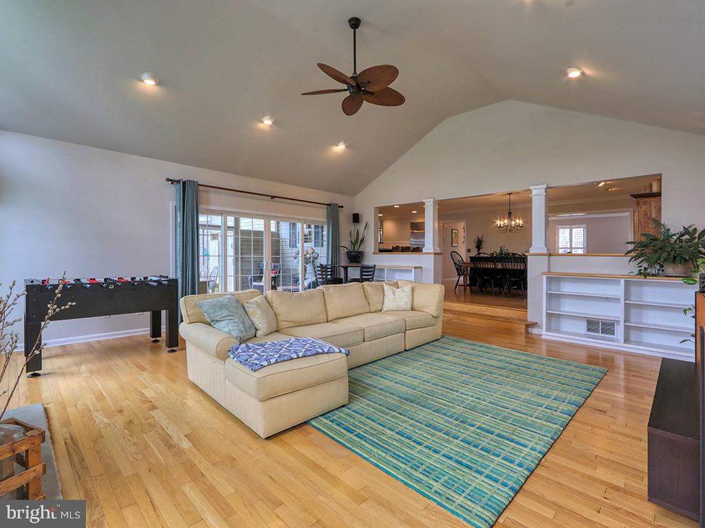 PILOTTOWN VILLAGE - Residential