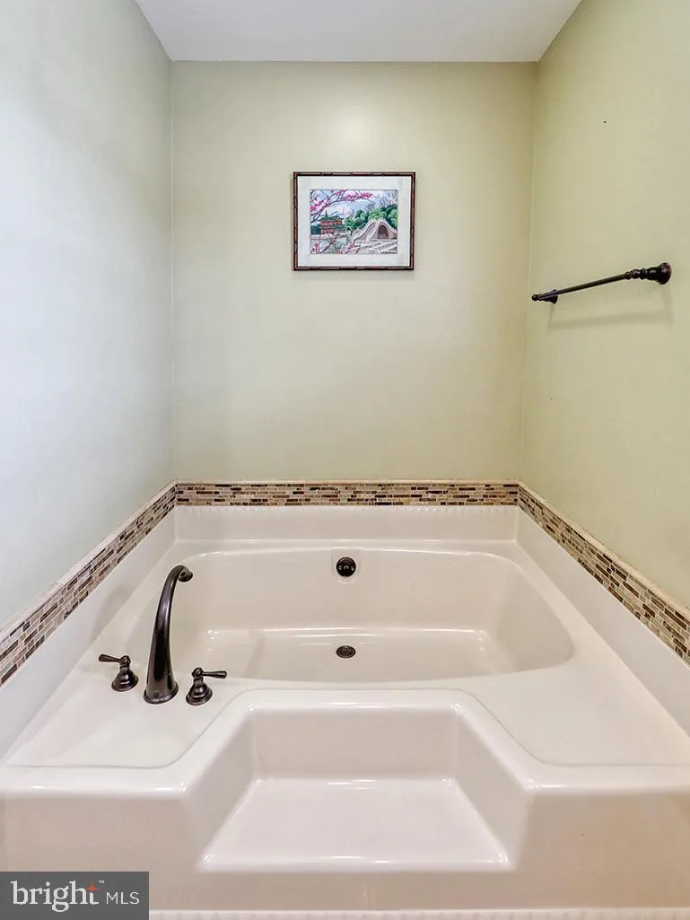 Lewes, Delaware 19958, United States, 4 Bedrooms Bedrooms, ,3 BathroomsBathrooms,Residential,Contingent,104429