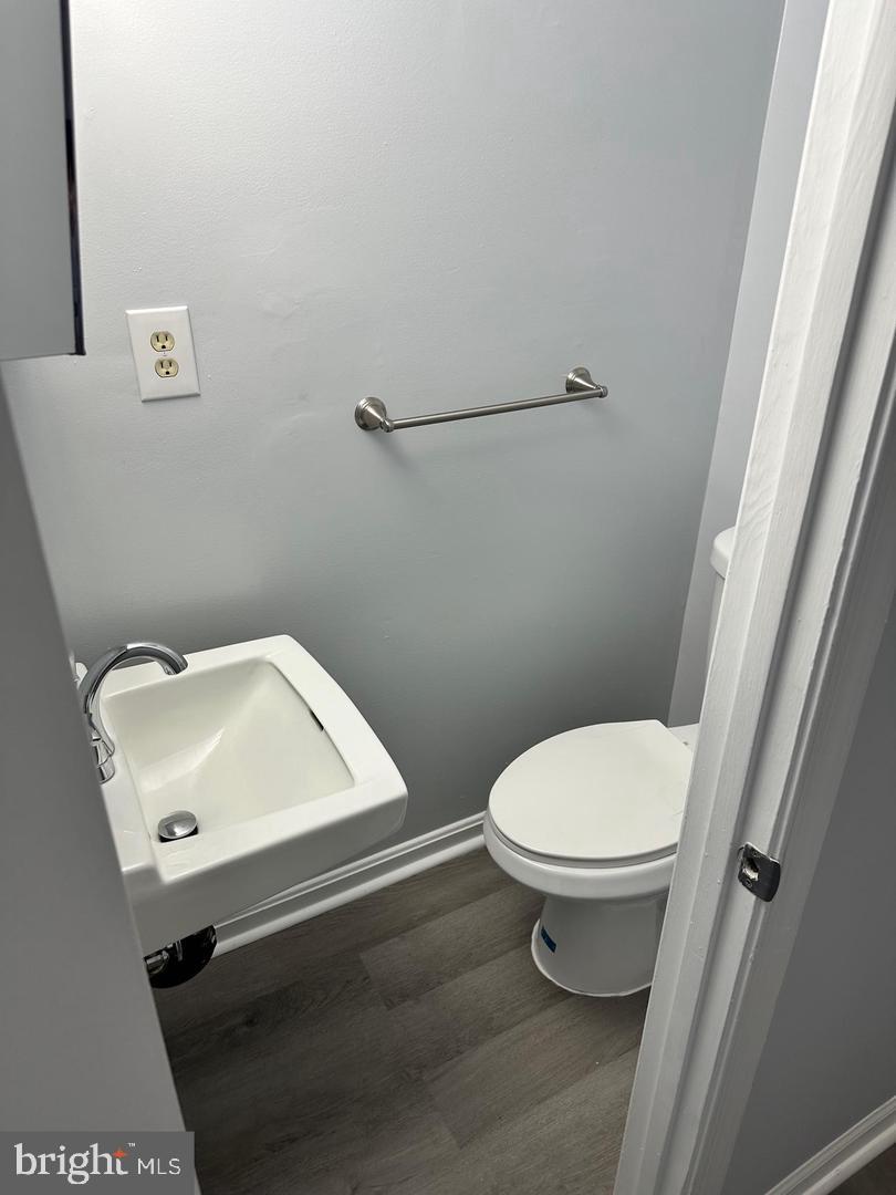 TERRACE TOWNE HOMES OF GUNSTON - Residential Lease