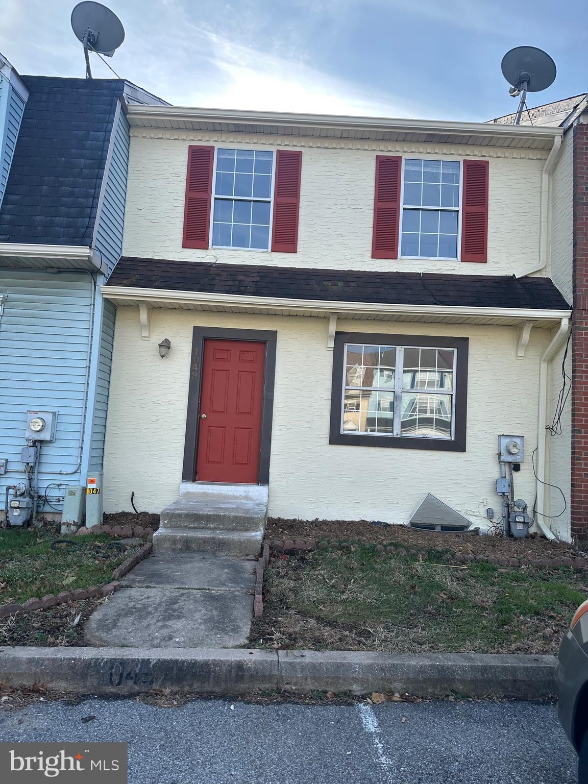 MEADOWS OF WILTON - Residential