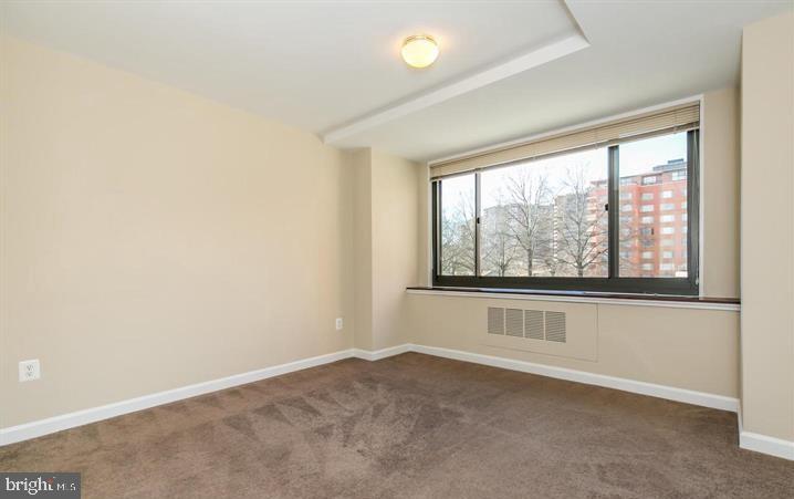 RIVER PLACE - Residential Lease