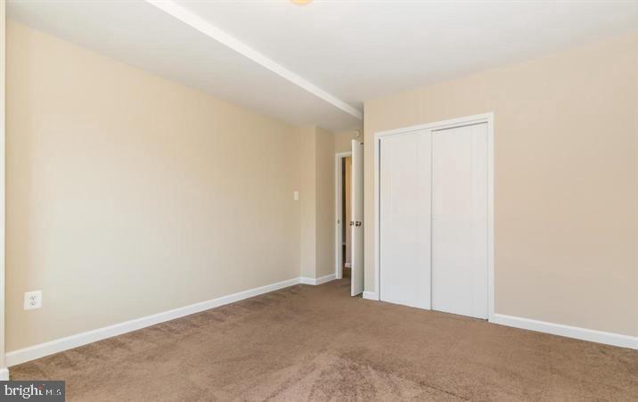 RIVER PLACE - Residential Lease