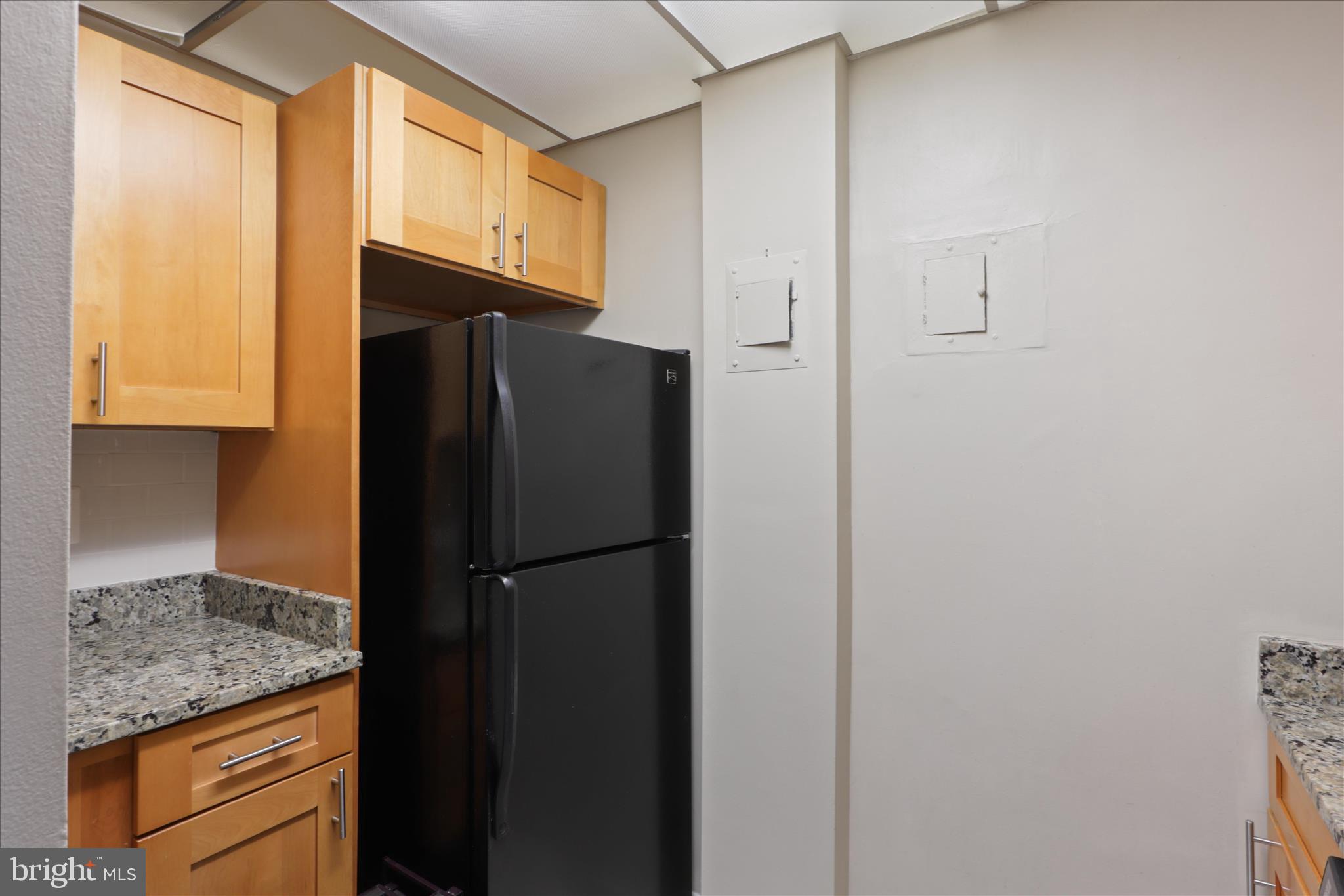 RIVER PLACE - Residential Lease