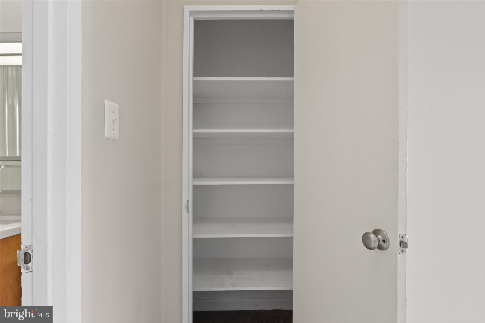 RIVER PLACE - Residential Lease