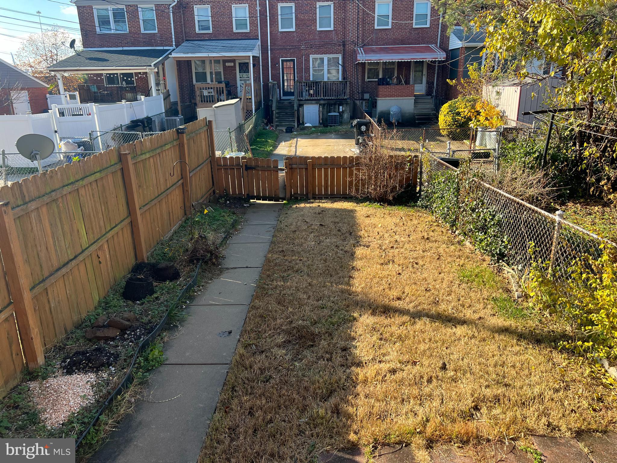 DUNDALK VILLAGE - Residential