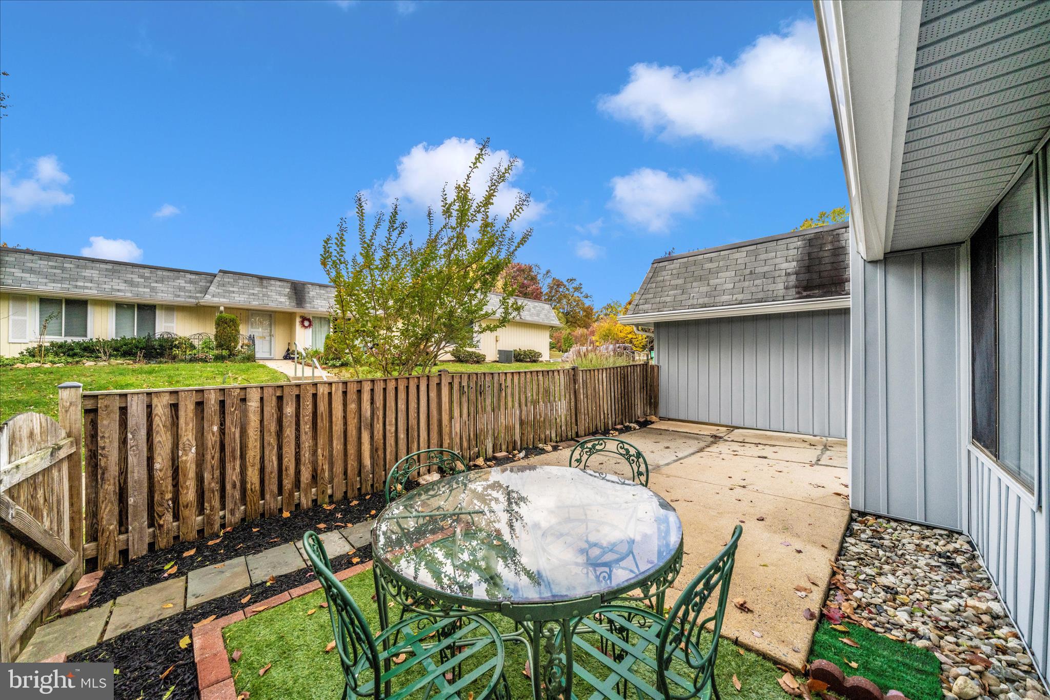 ROSSMOOR MUTUAL #11 - Residential